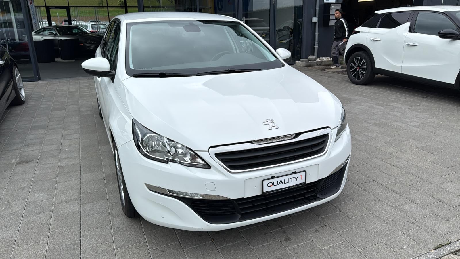 PEUGEOT 308 SW 1.6 BlueHDI Allure-image-5