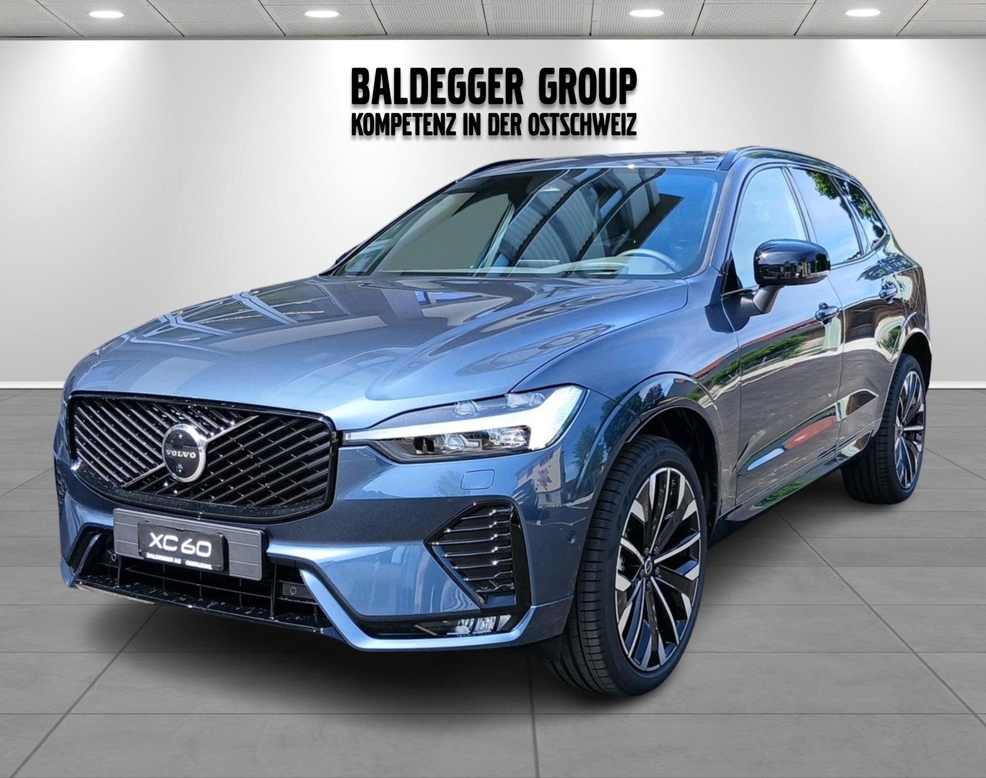 VOLVO XC60 2.0 B5 MH Ultra Dark AWD