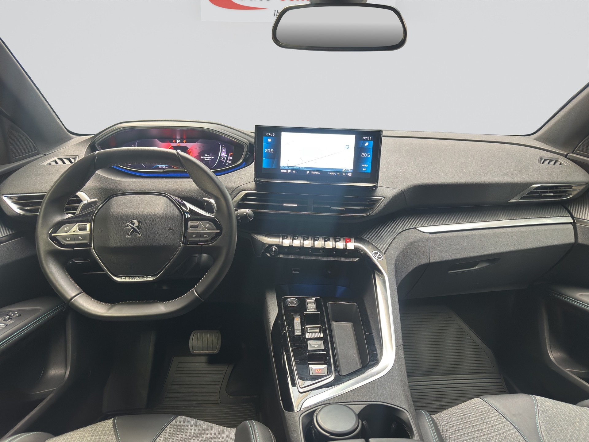PEUGEOT 3008 1.2 PureTech Allure Pack EAT8-image-13