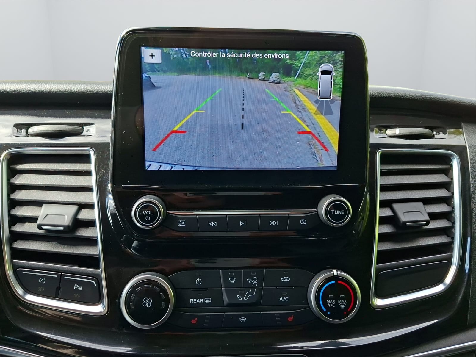 FORD Tourneo Custom 310 L2H1 Titanium SelectShift A-image-18