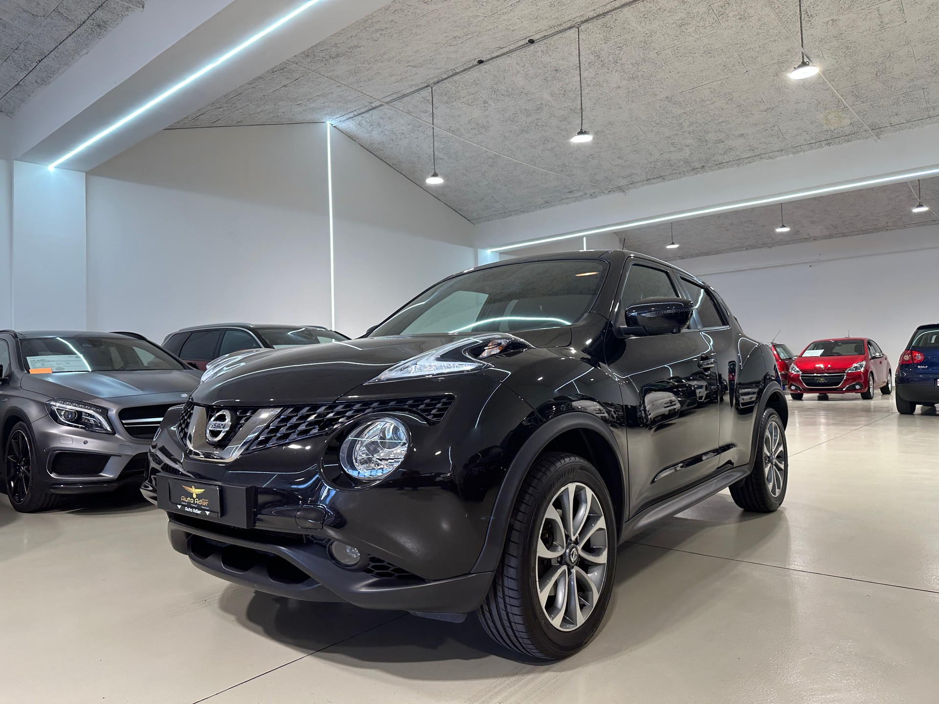 NISSAN Juke 1.6 tekna Xtronic CVT-showroom-element-2