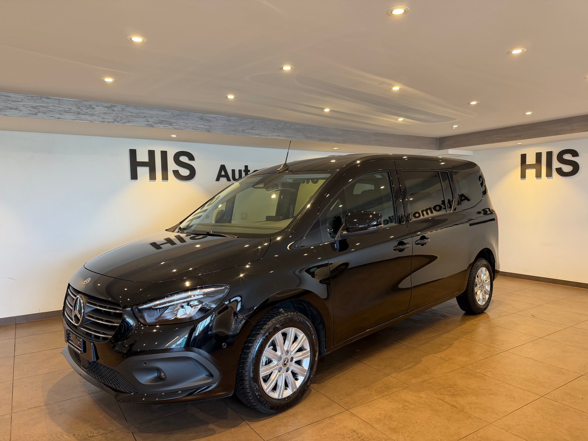 MERCEDES-BENZ 180 Progressive Van L-image-1