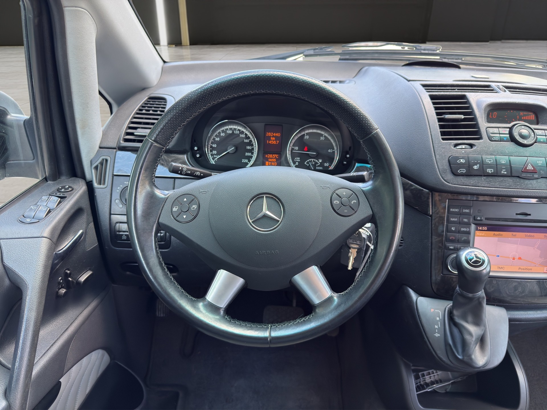 MERCEDES-BENZ Viano 2.2 CDI Blue Efficiency Ambiente L 4matic-image-11