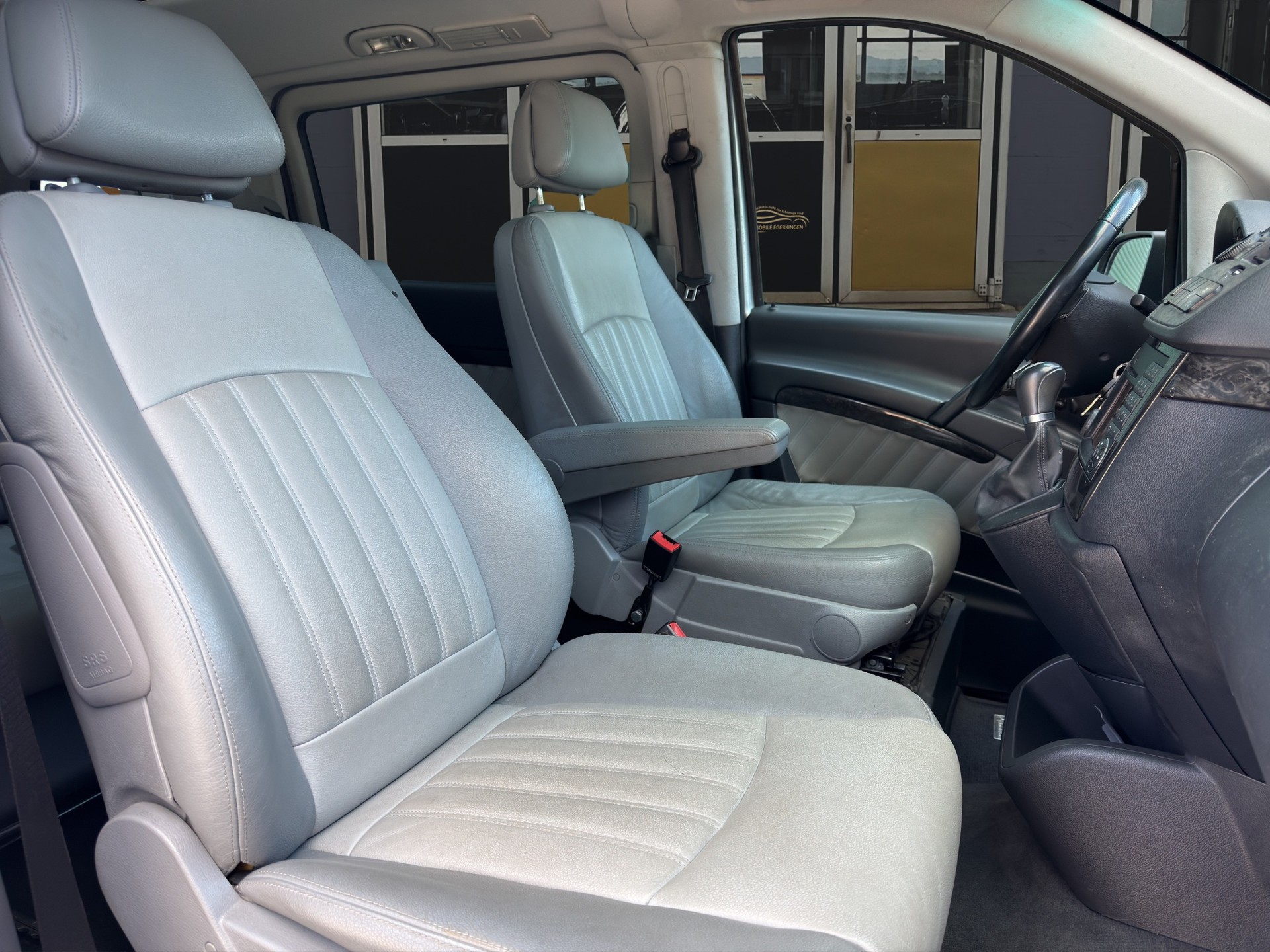 MERCEDES-BENZ Viano 2.2 CDI Blue Efficiency Ambiente L 4matic-image-9