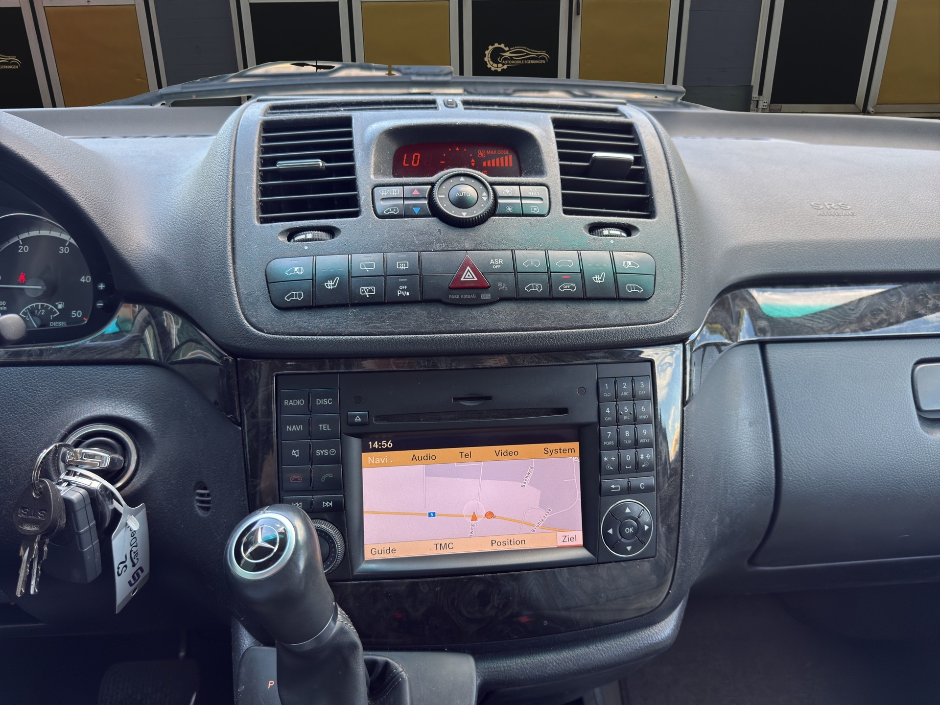 MERCEDES-BENZ Viano 2.2 CDI Blue Efficiency Ambiente L 4matic-image-16