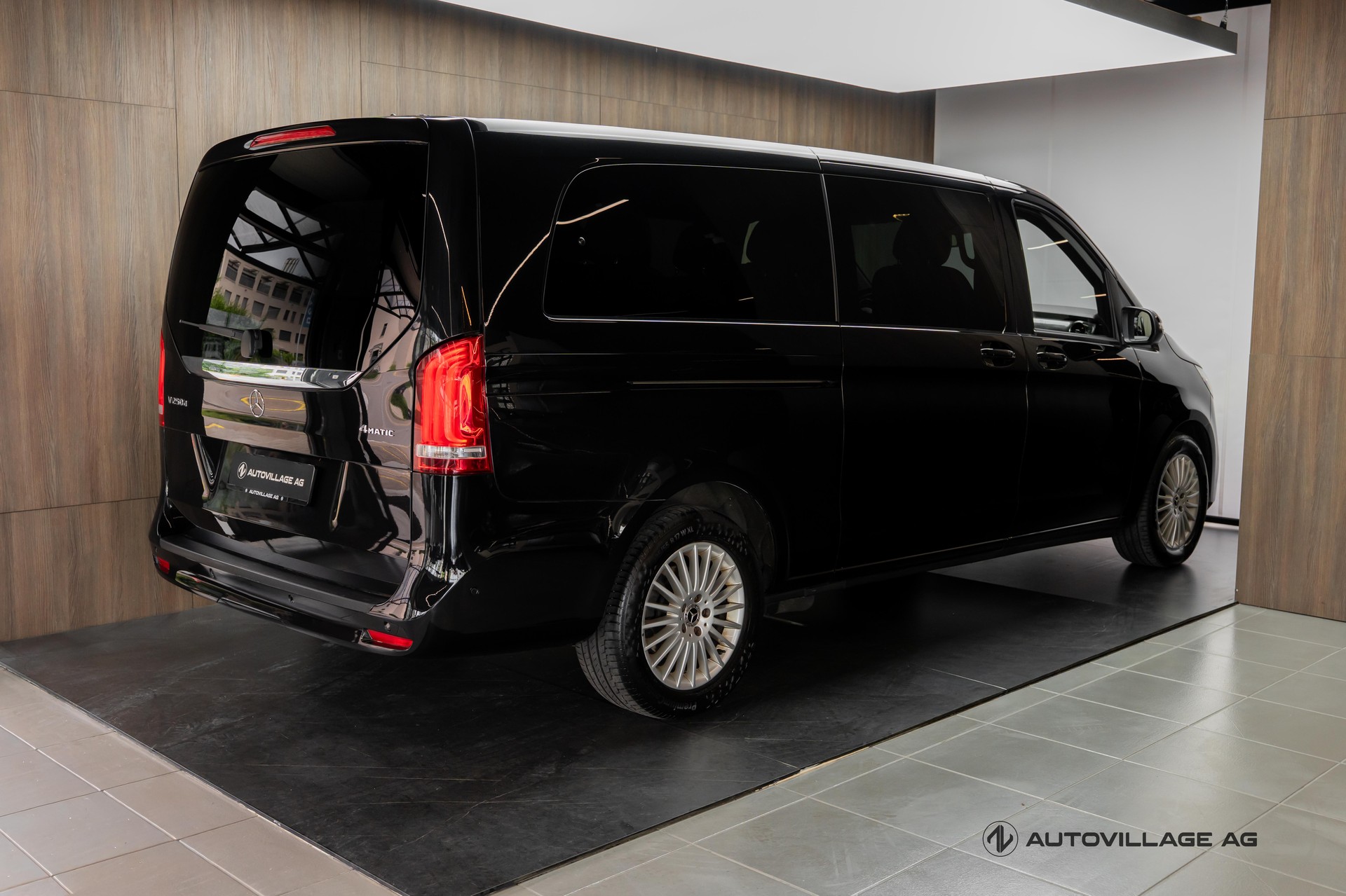 MERCEDES-BENZ V 250 d extralang Avantgarde 4Matic 9G-Tronic-image-1