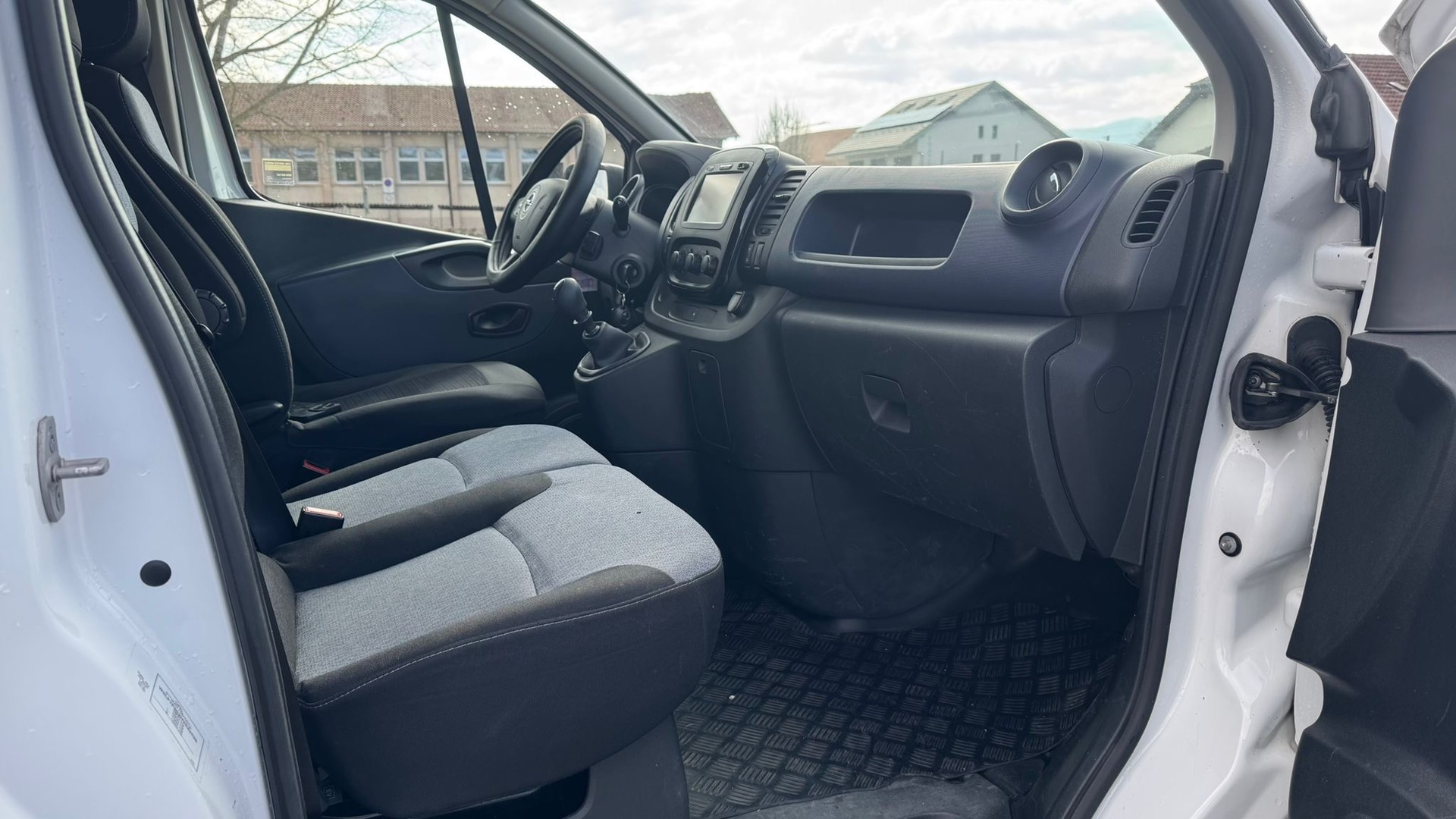 OPEL Vivaro 1.6 CDTI 2.7t L1H1-image-7