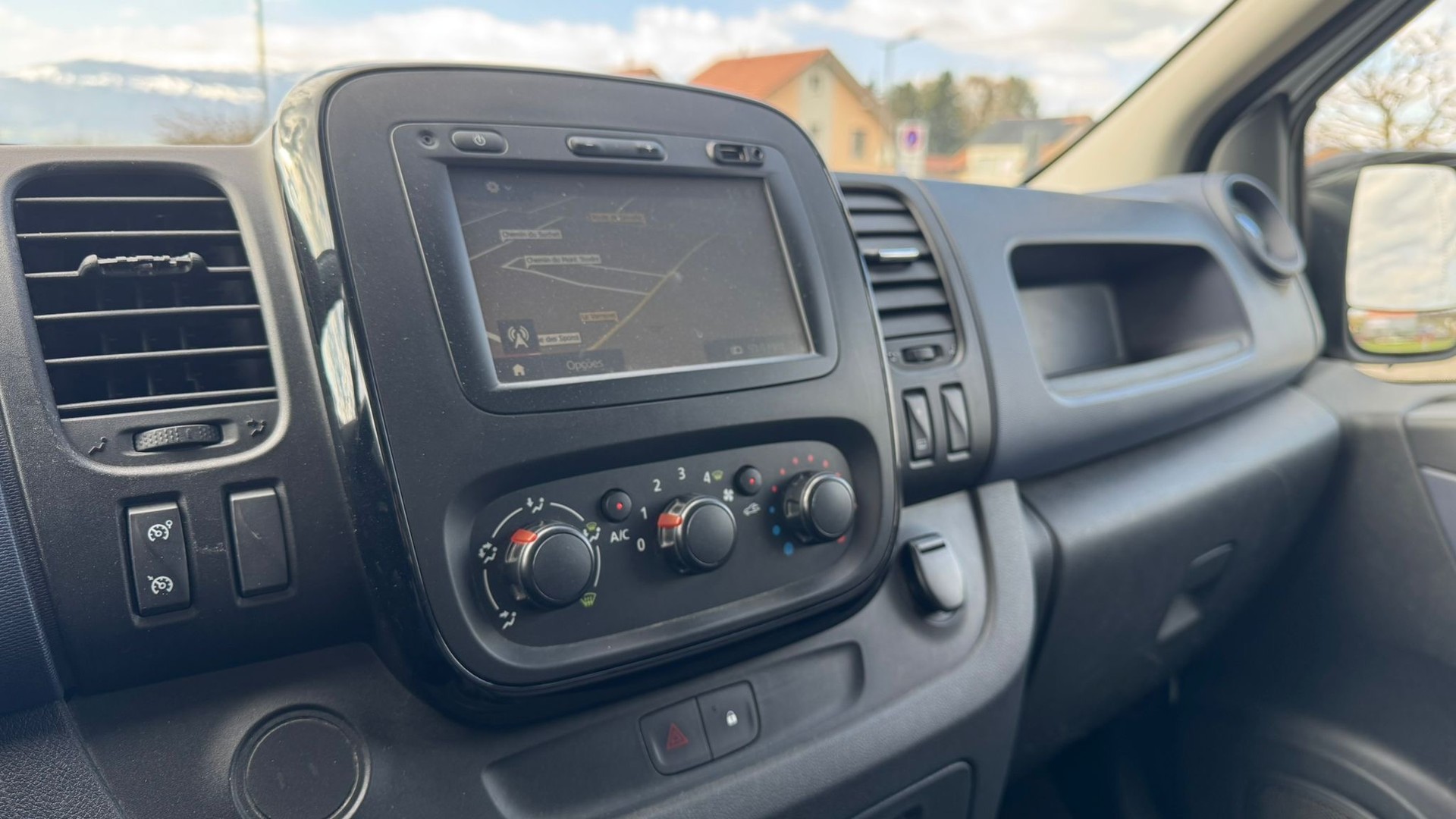 OPEL Vivaro 1.6 CDTI 2.7t L1H1-image-8