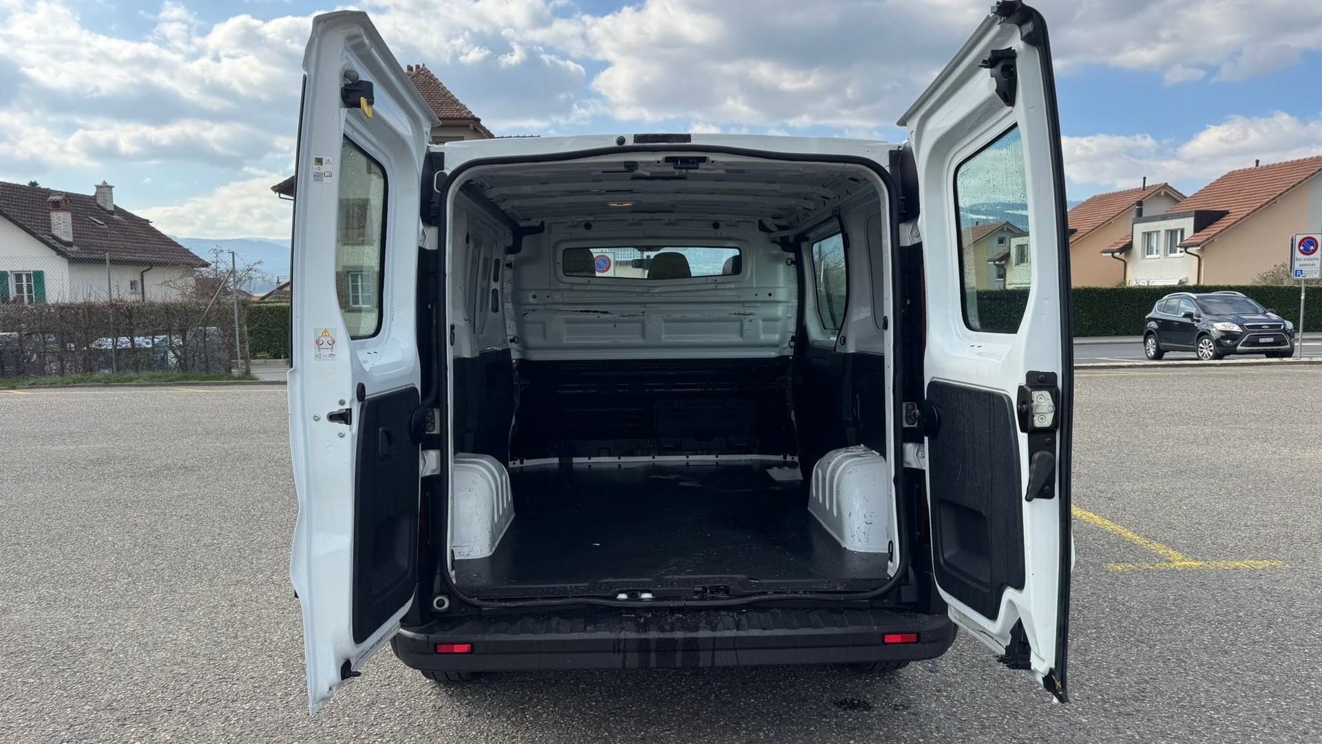 OPEL Vivaro 1.6 CDTI 2.7t L1H1-image-6