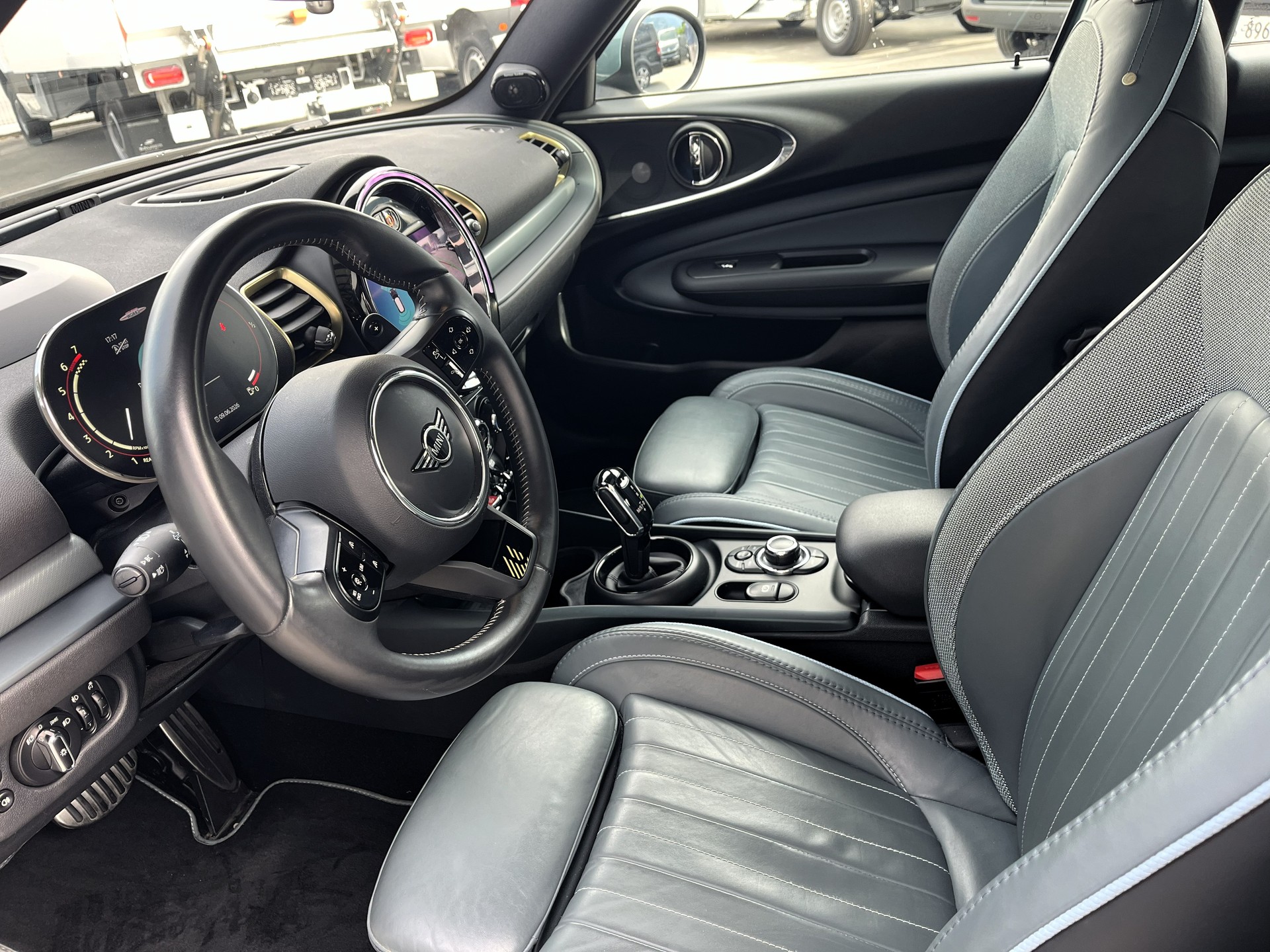 MINI Clubman Cooper John Cooper Works ALL4 Steptronic-image-7