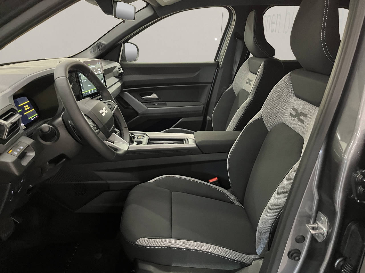 DACIA Bigster 1.2 Hybrid Journey 4WD Automat-image-6