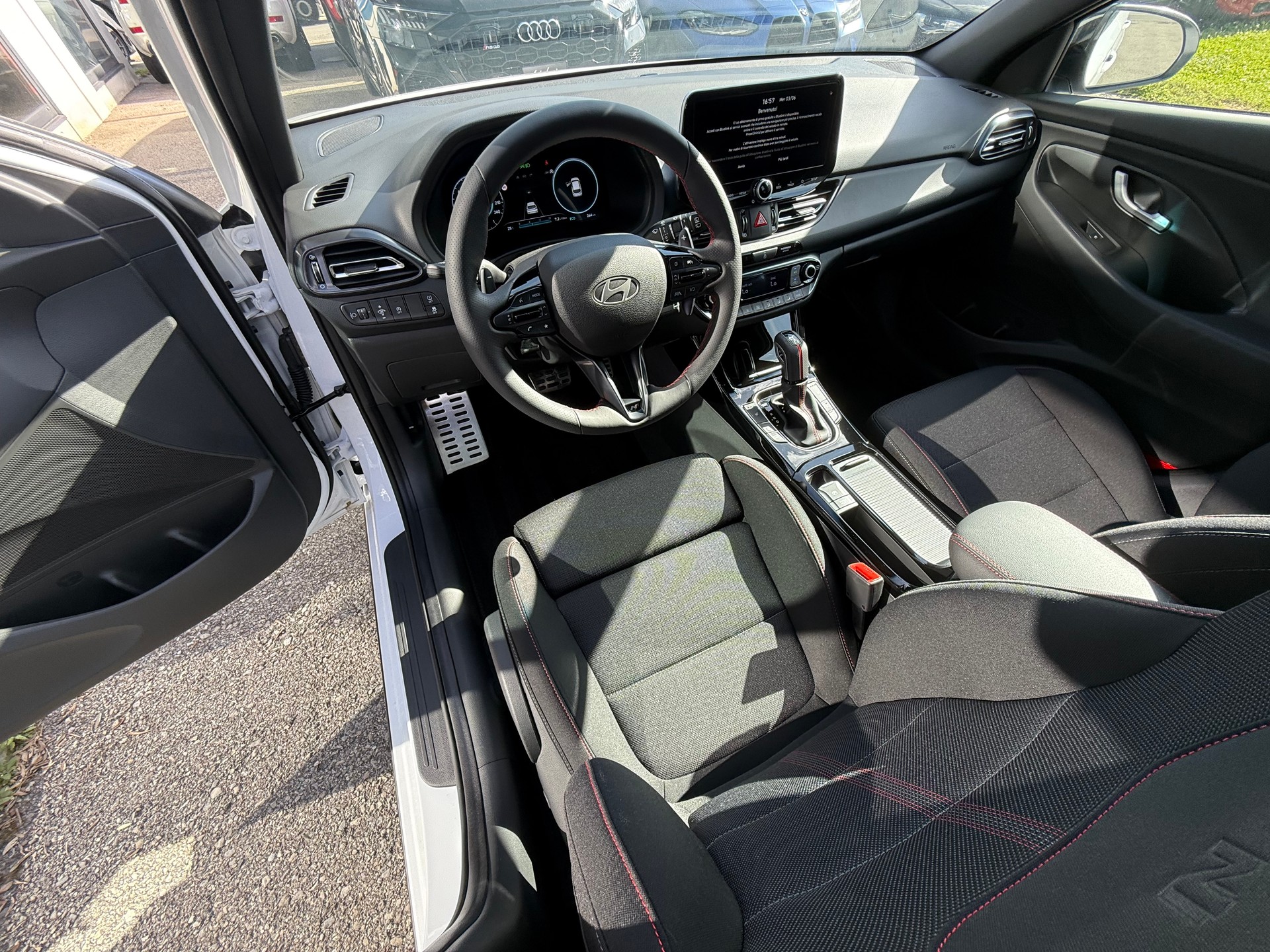 HYUNDAI i30 Wagon 1.5 T-GDi N Line 48V MH DCT-image-9