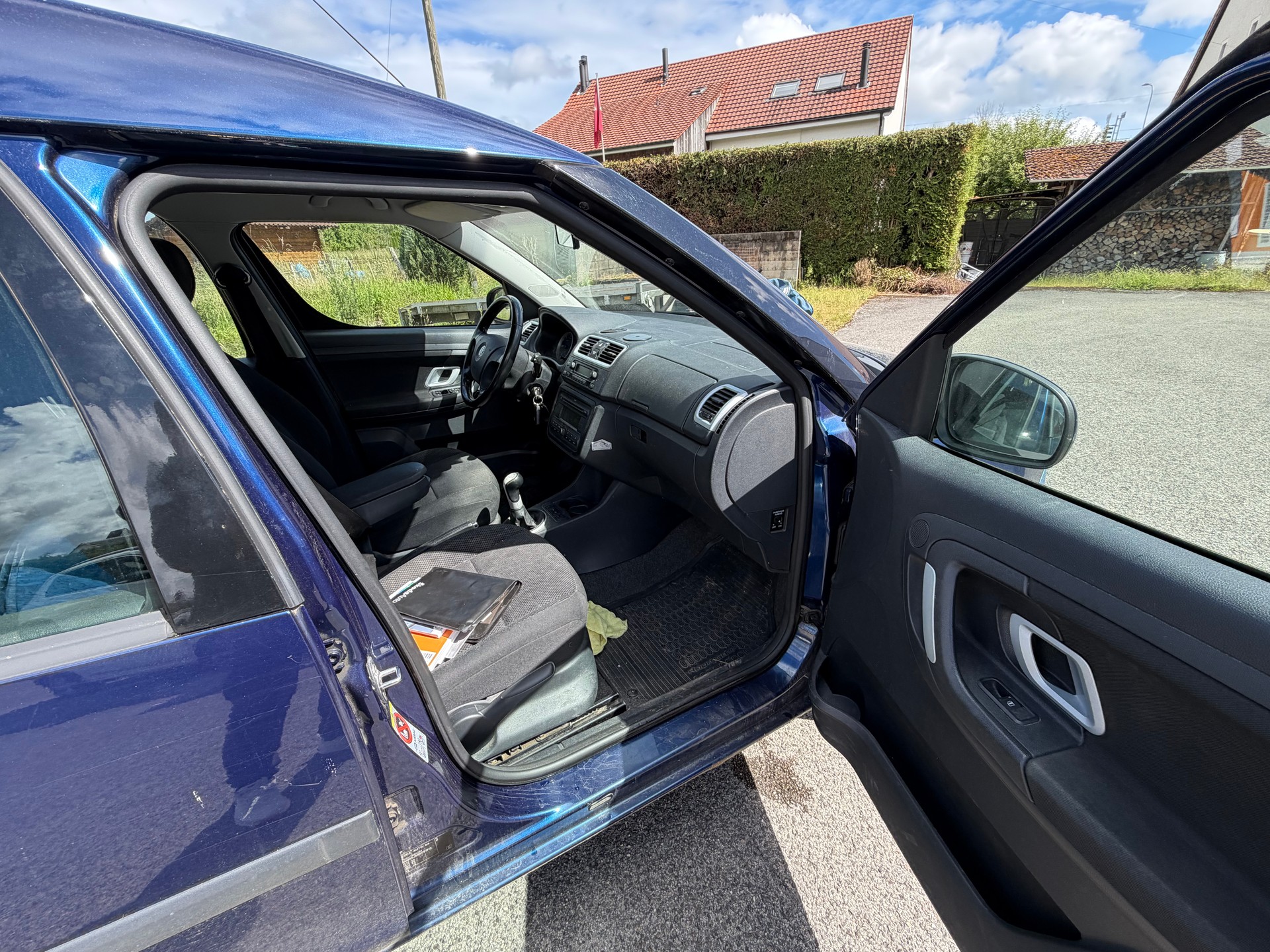 SKODA Roomster 1.9 TDI Elegance-image-7