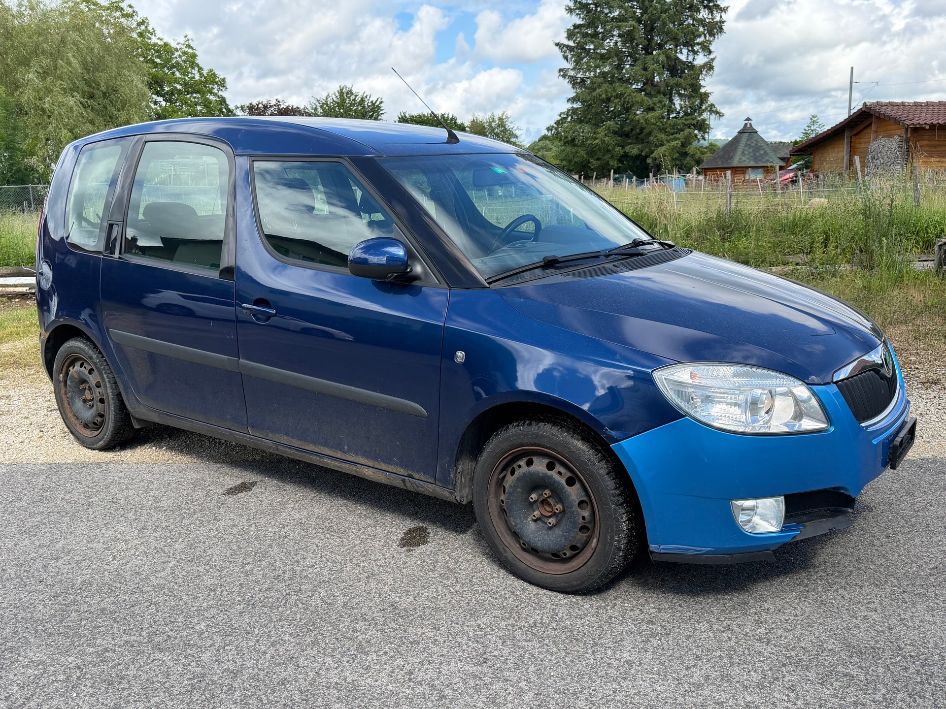 SKODA Roomster 1.9 TDI Elegance-image-5