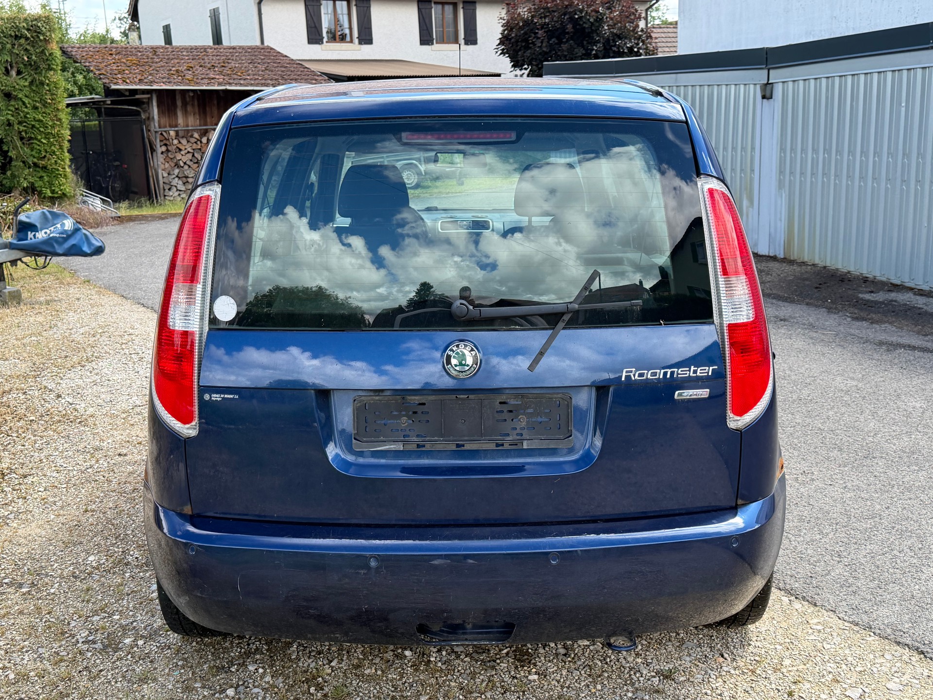 SKODA Roomster 1.9 TDI Elegance-image-3
