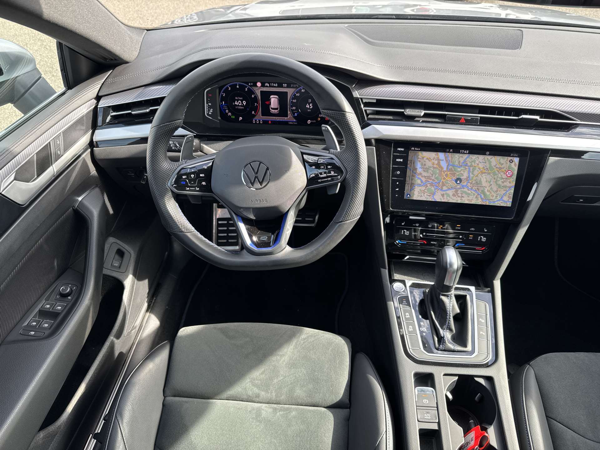 VW Arteon Shooting Brake 2.0 TSi R 320PS 4Motion DSG-Automat-image-4