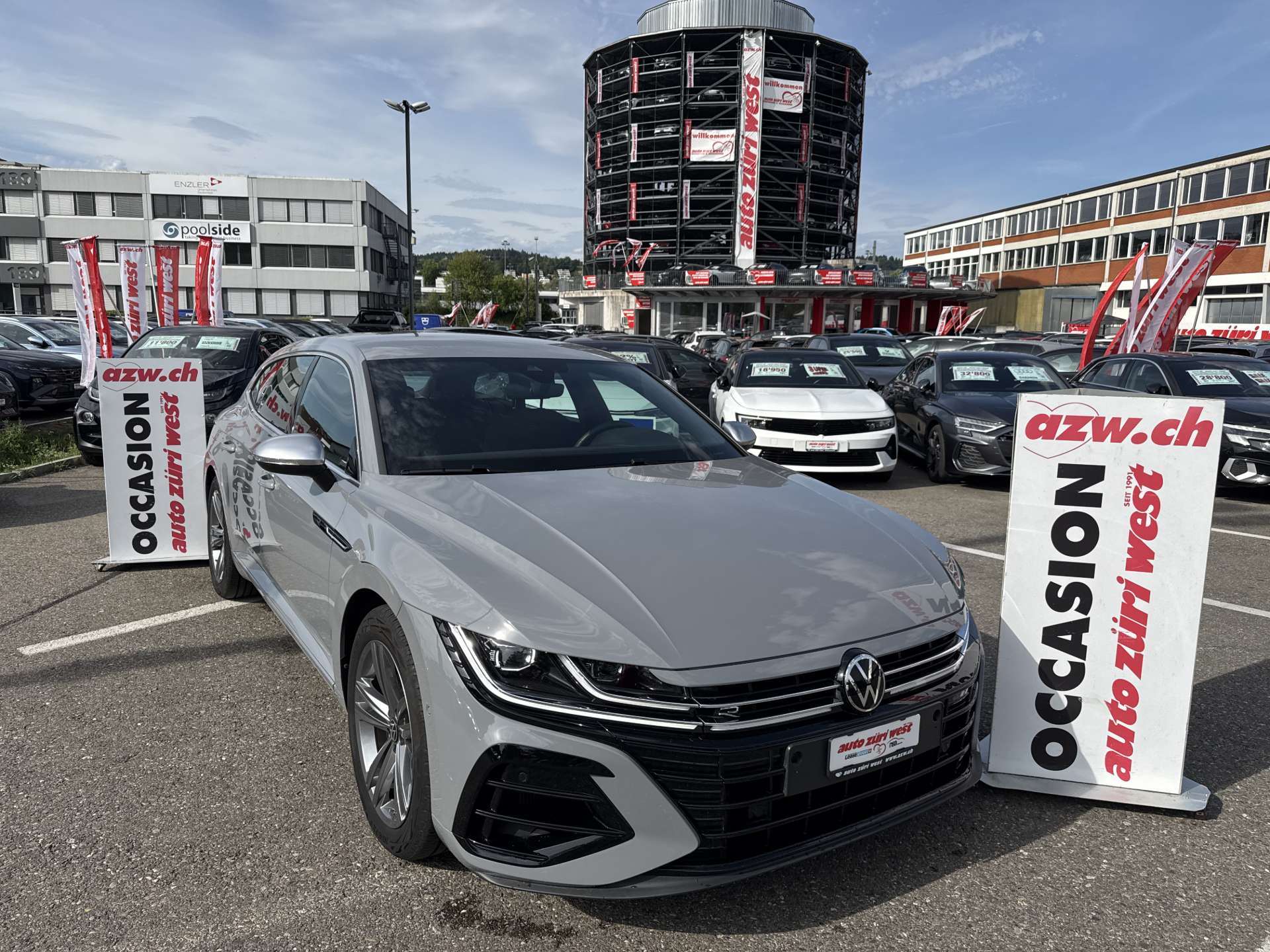 VW Arteon Shooting Brake 2.0 TSi R 320PS 4Motion DSG-Automat-image-0