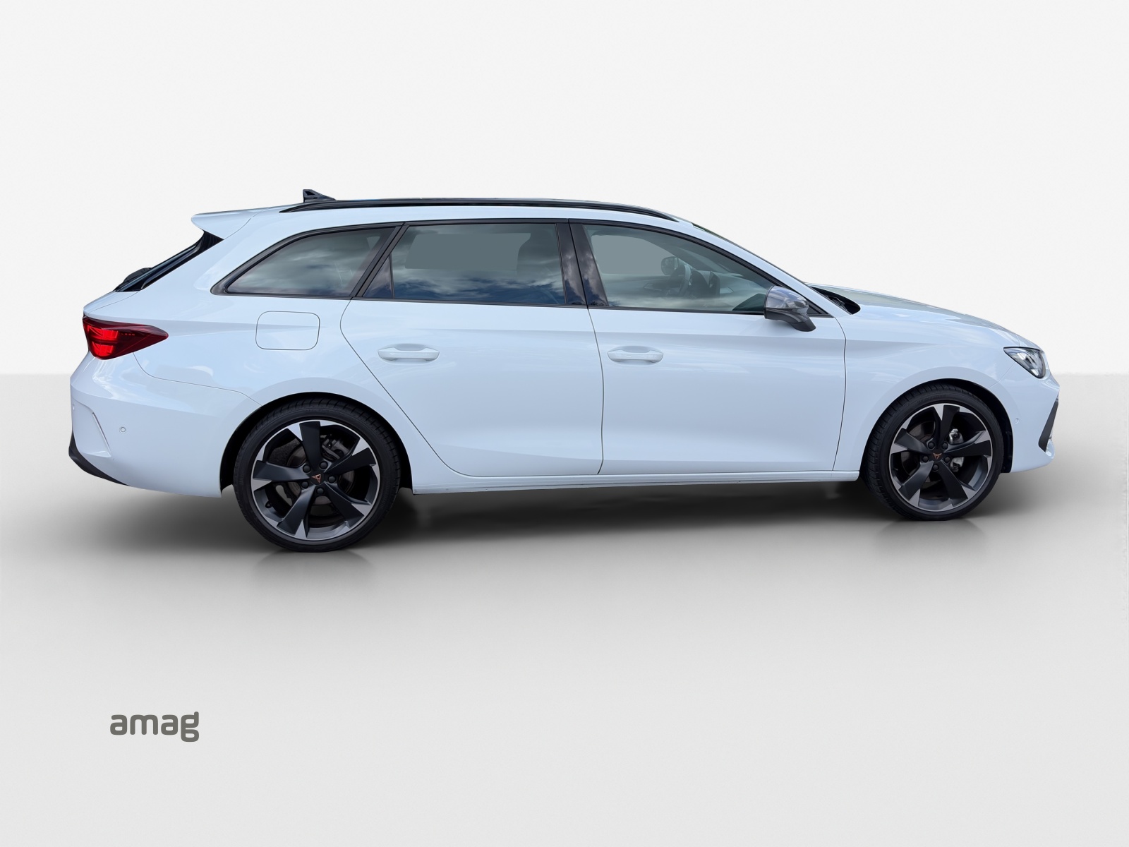 CUPRA LEON ST 1.5 eTSI DSG-image-15