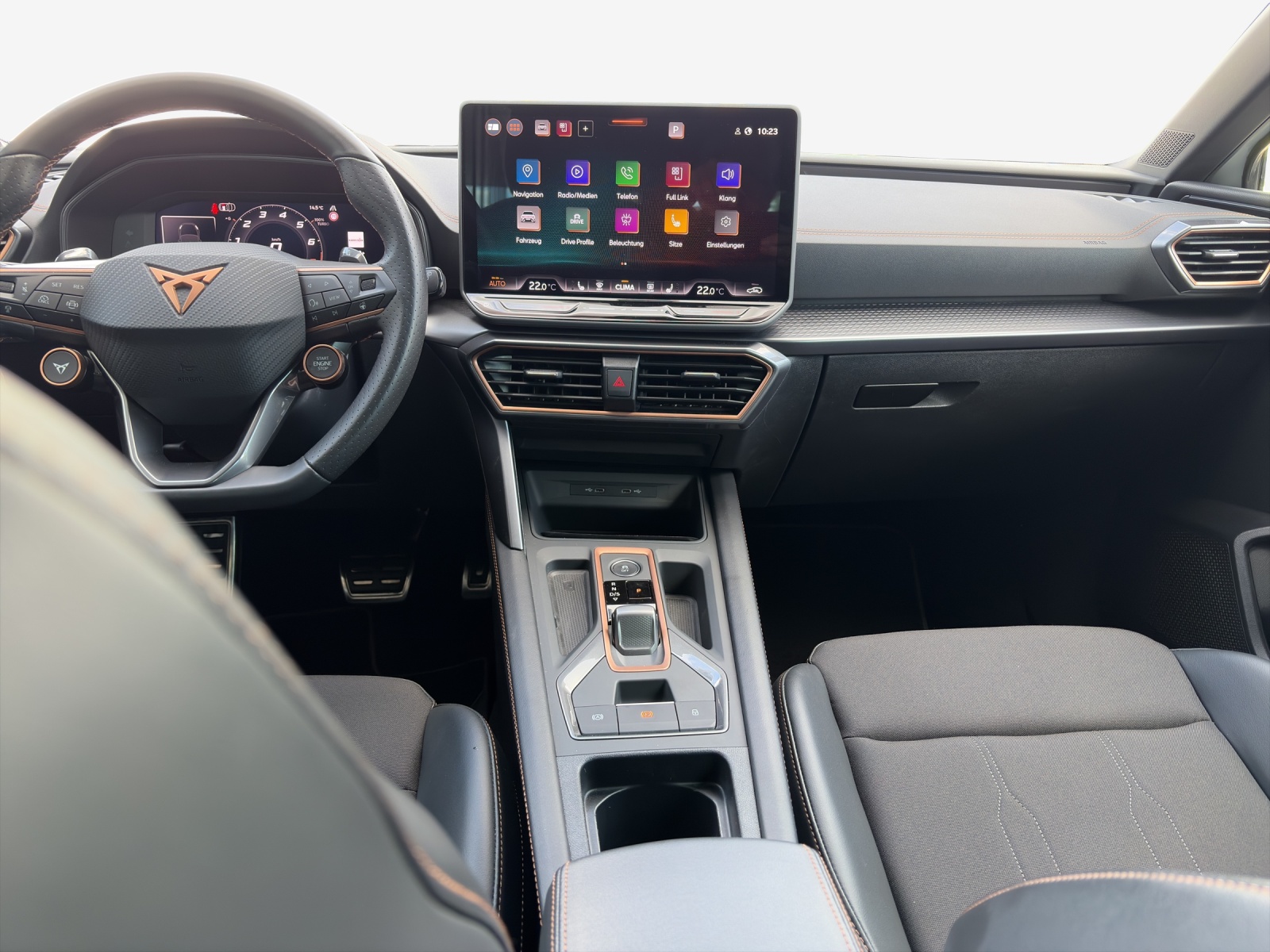 CUPRA LEON ST 1.5 eTSI DSG-image-10