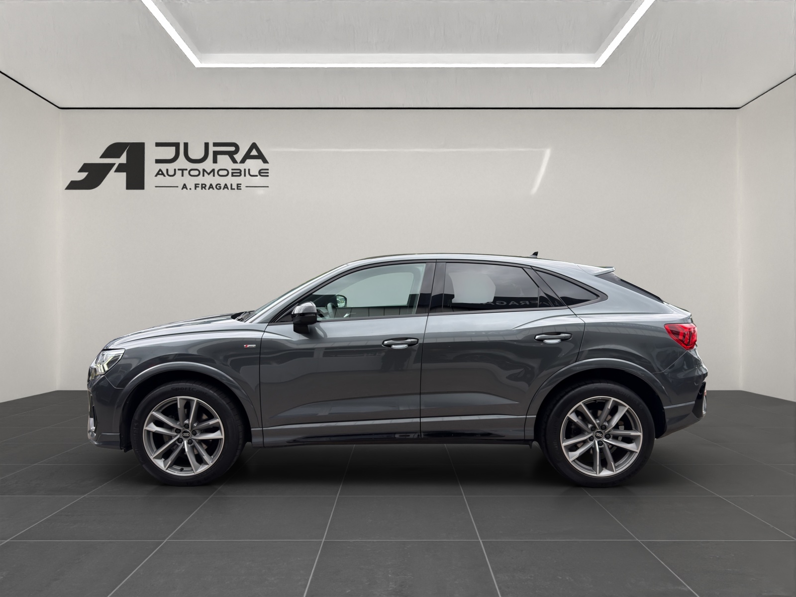 AUDI Q3 Sportback 1.5 35 TFSI S line S-Tronic-image-3