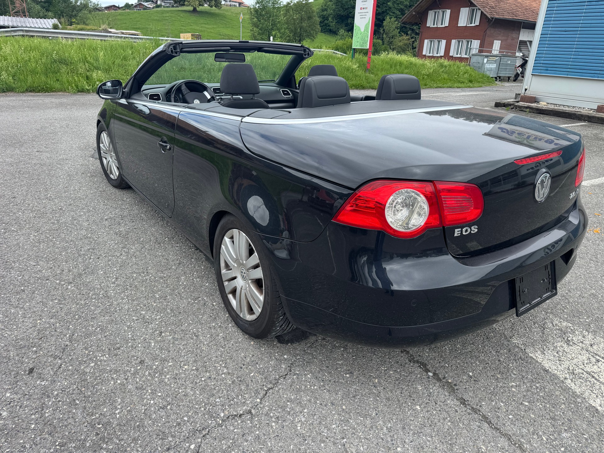VW Eos 2.0 FSI-image-3