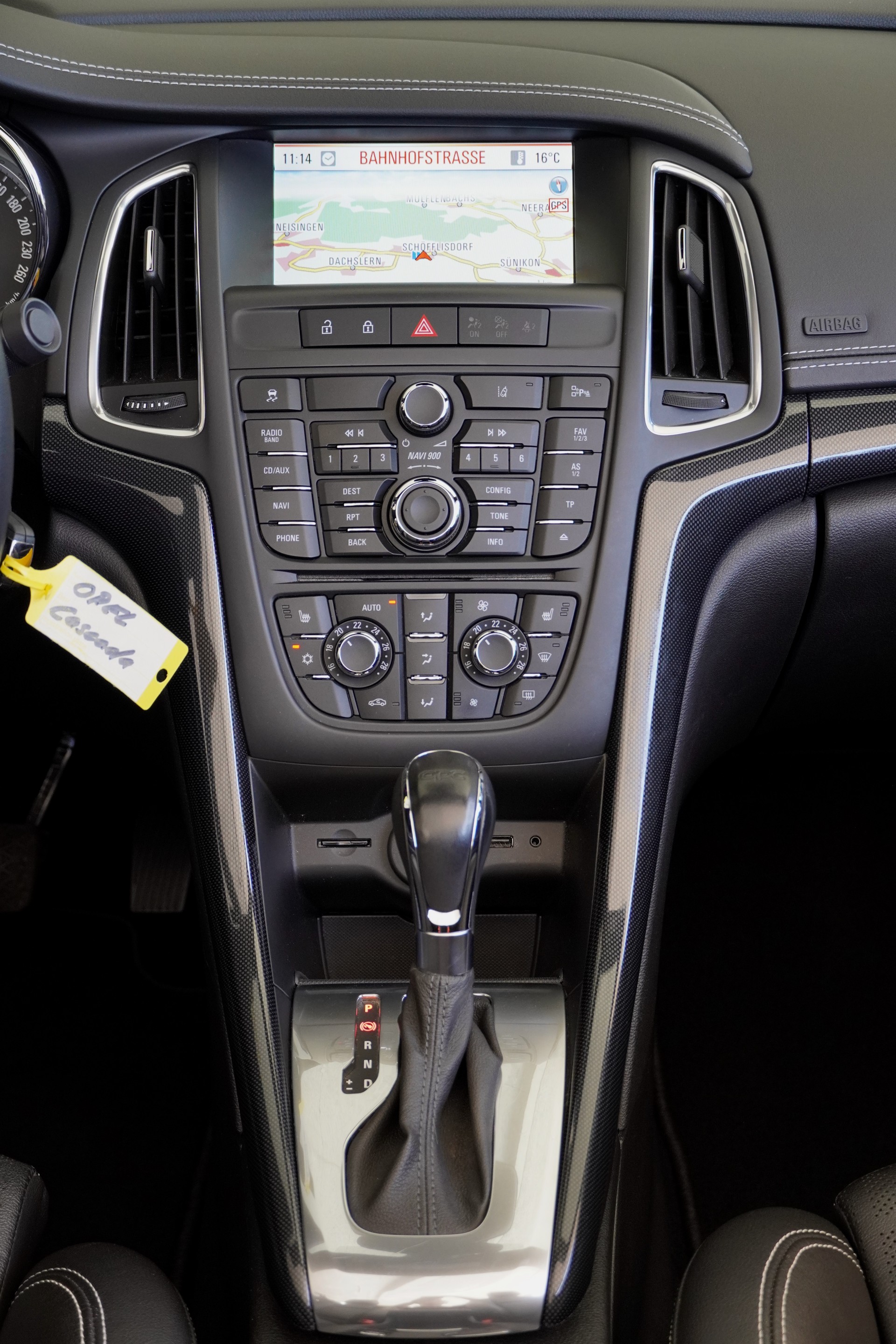 OPEL Cascada 1.6i 16V Cosmo Automat-image-17
