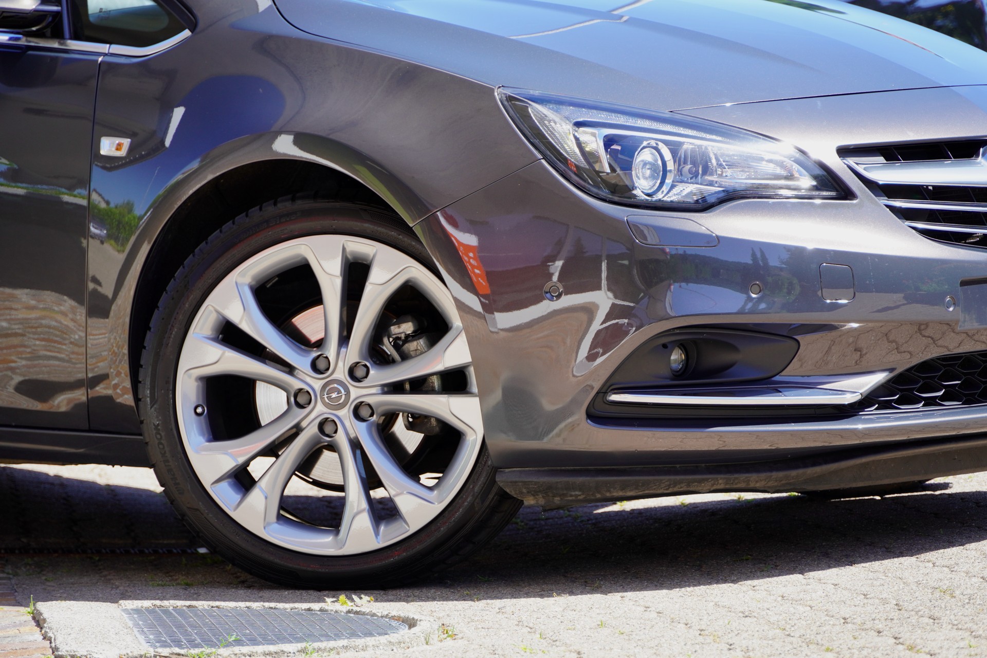OPEL Cascada 1.6i 16V Cosmo Automat-image-2