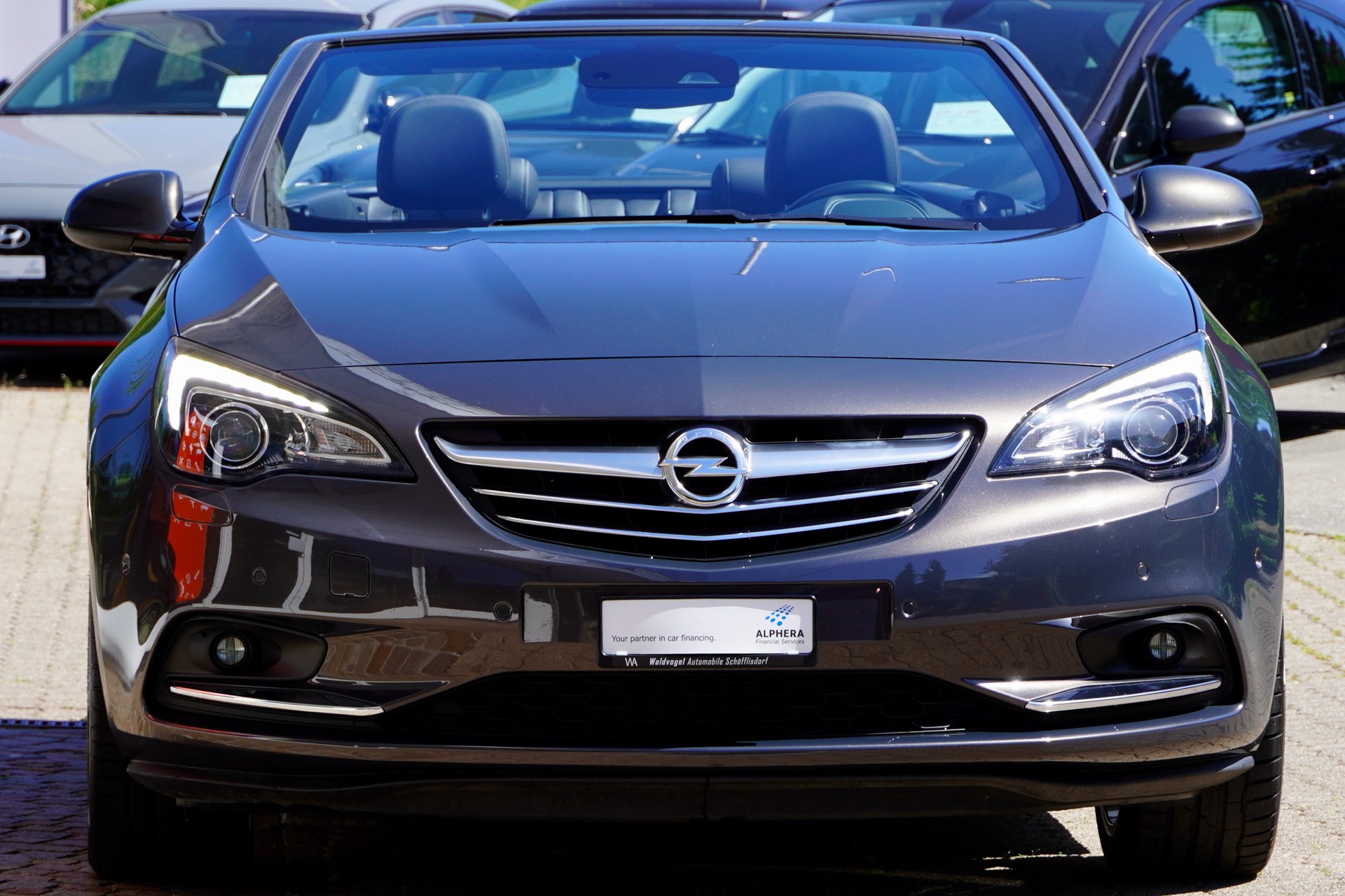 OPEL Cascada 1.6i 16V Cosmo Automat-image-1
