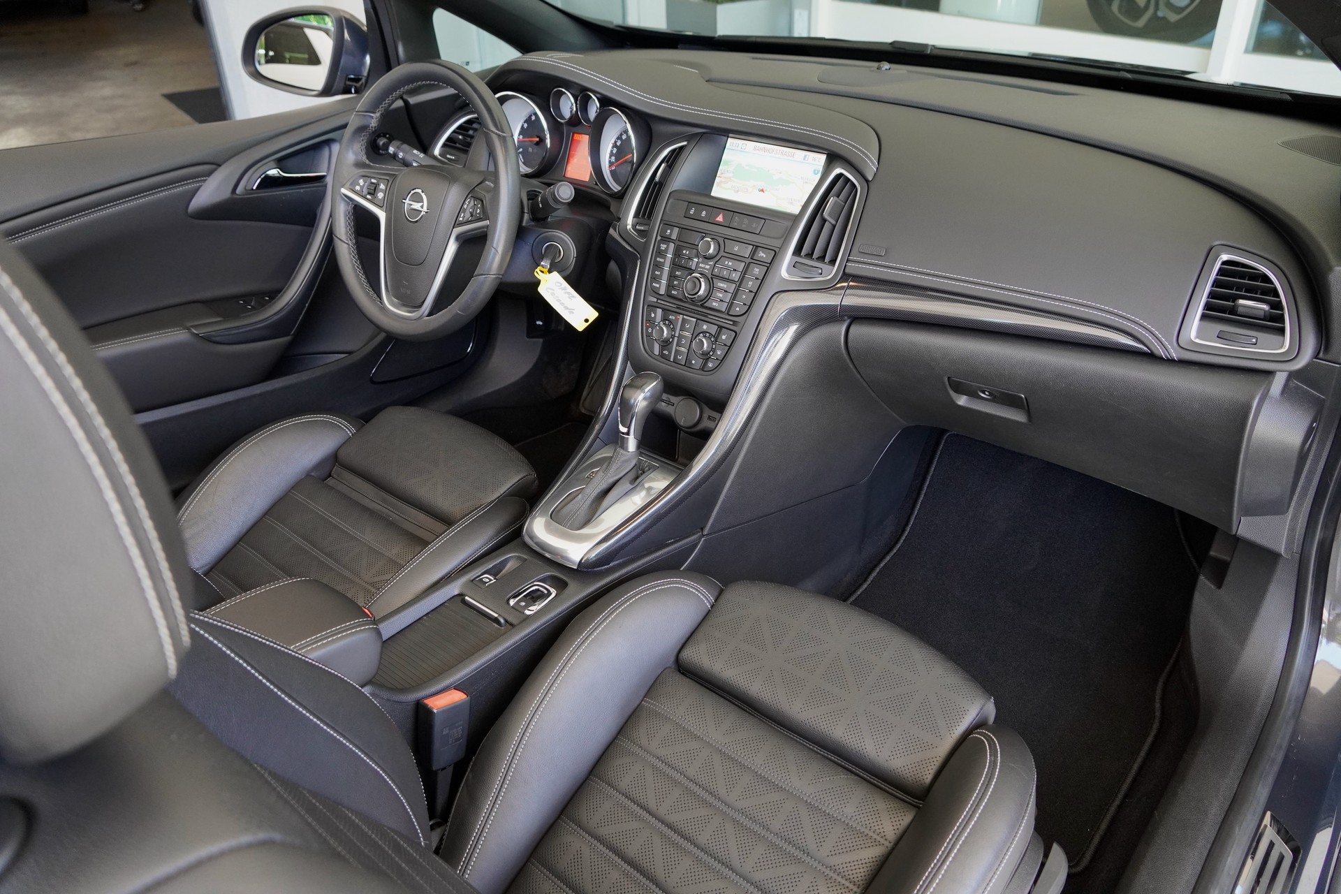 OPEL Cascada 1.6i 16V Cosmo Automat-image-12