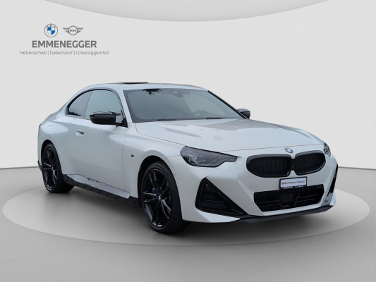 BMW M240i xDrive-showroom-element-2
