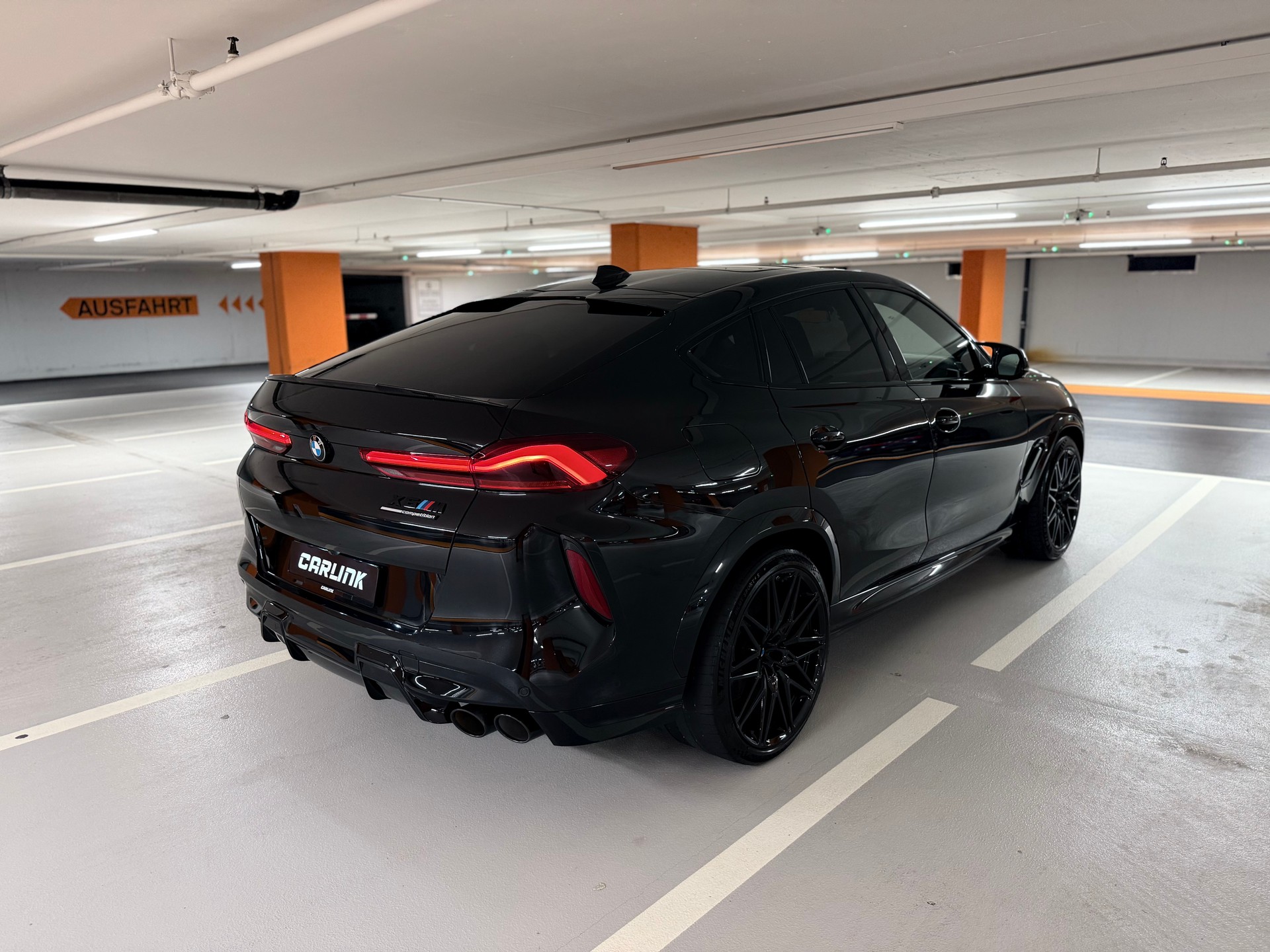 BMW X6M Steptronic M Competition-image-4