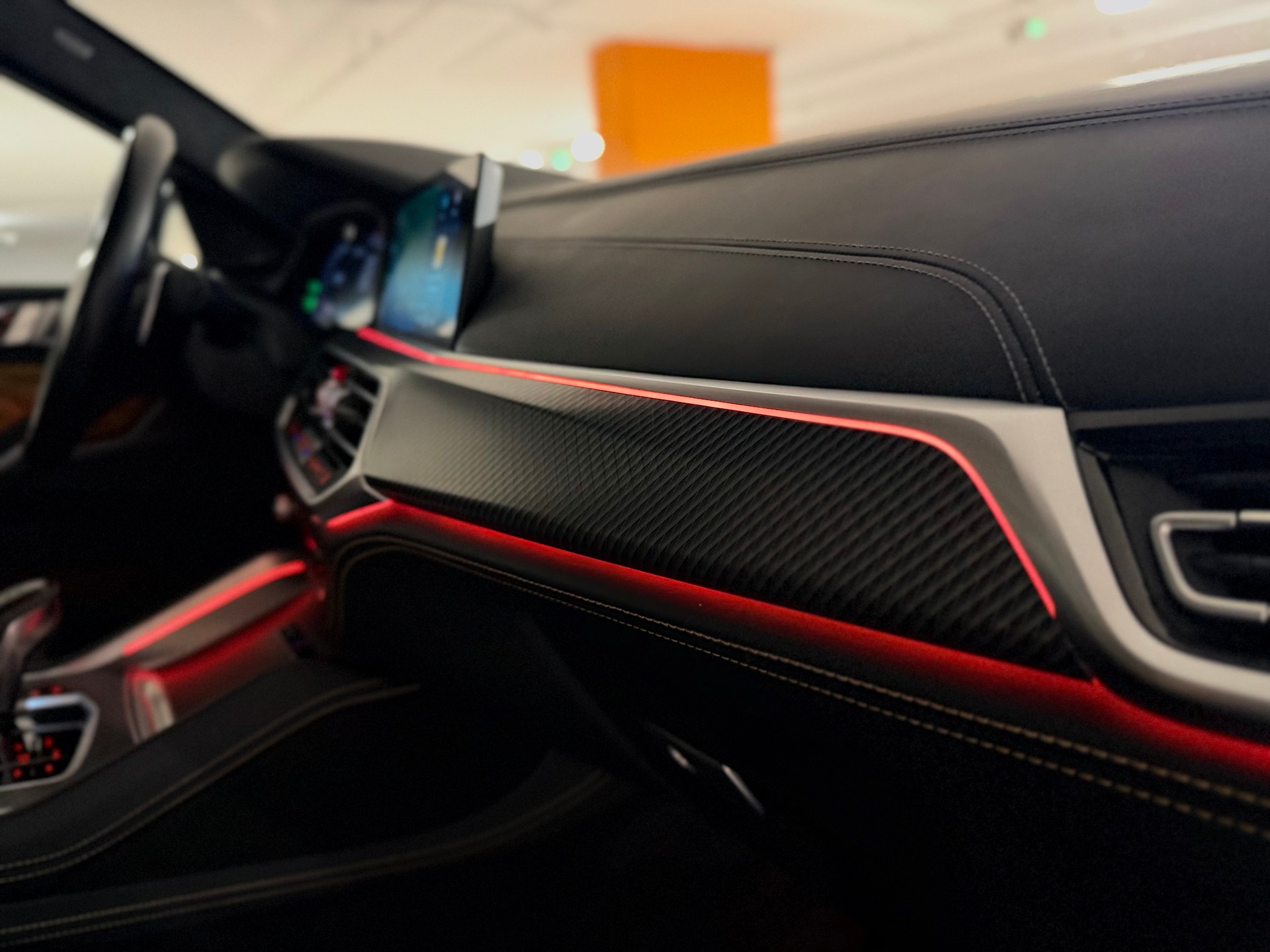 BMW X6M Steptronic M Competition-image-14