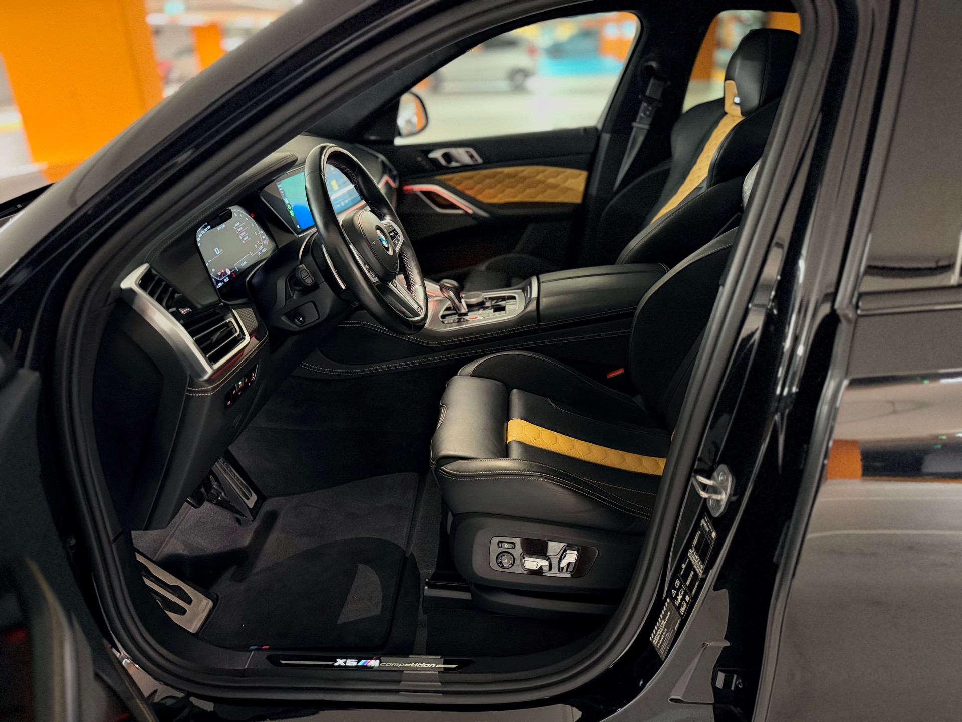 BMW X6M Steptronic M Competition-image-9