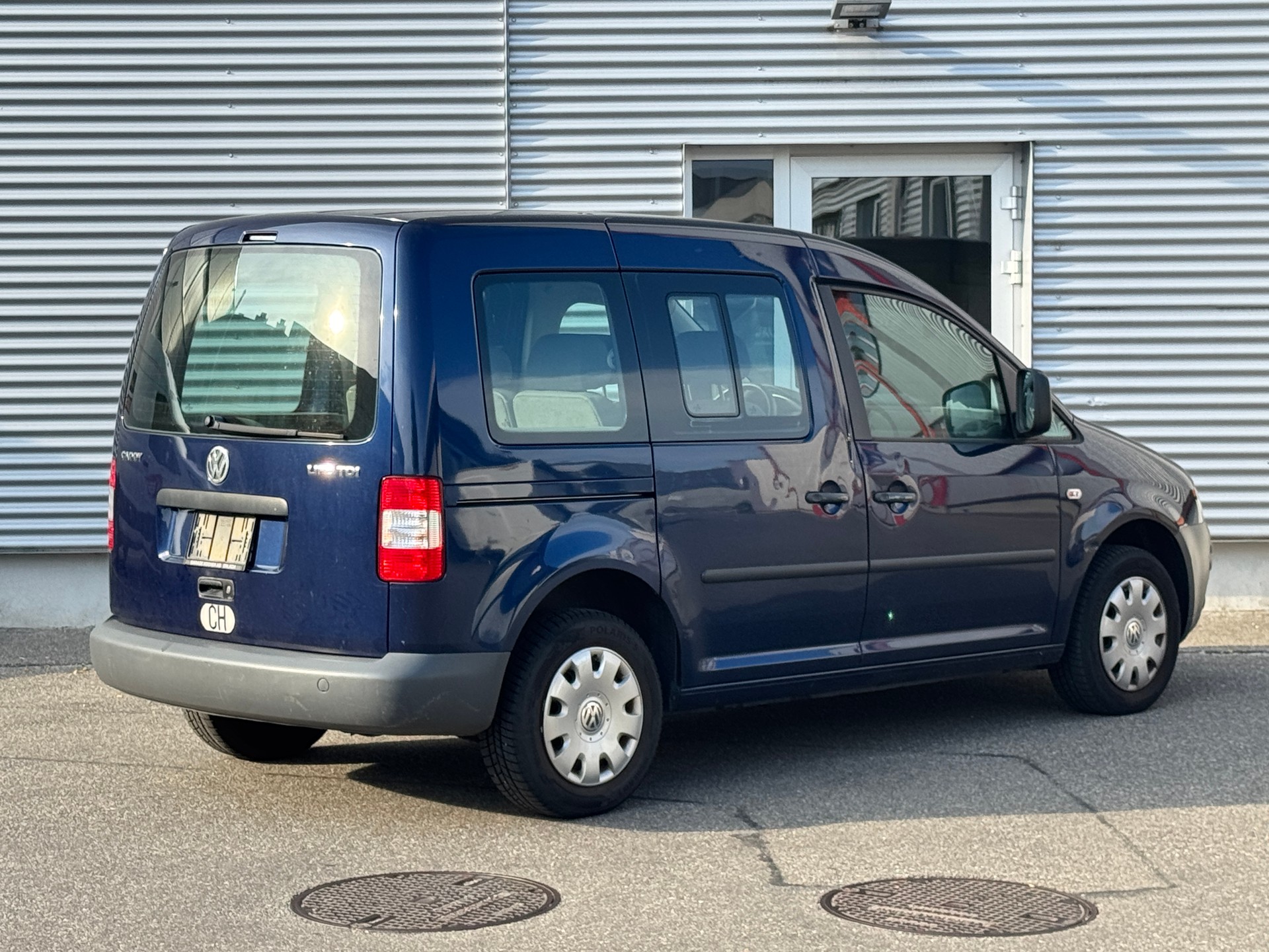 VW Caddy 1.9TDI PD-image-1