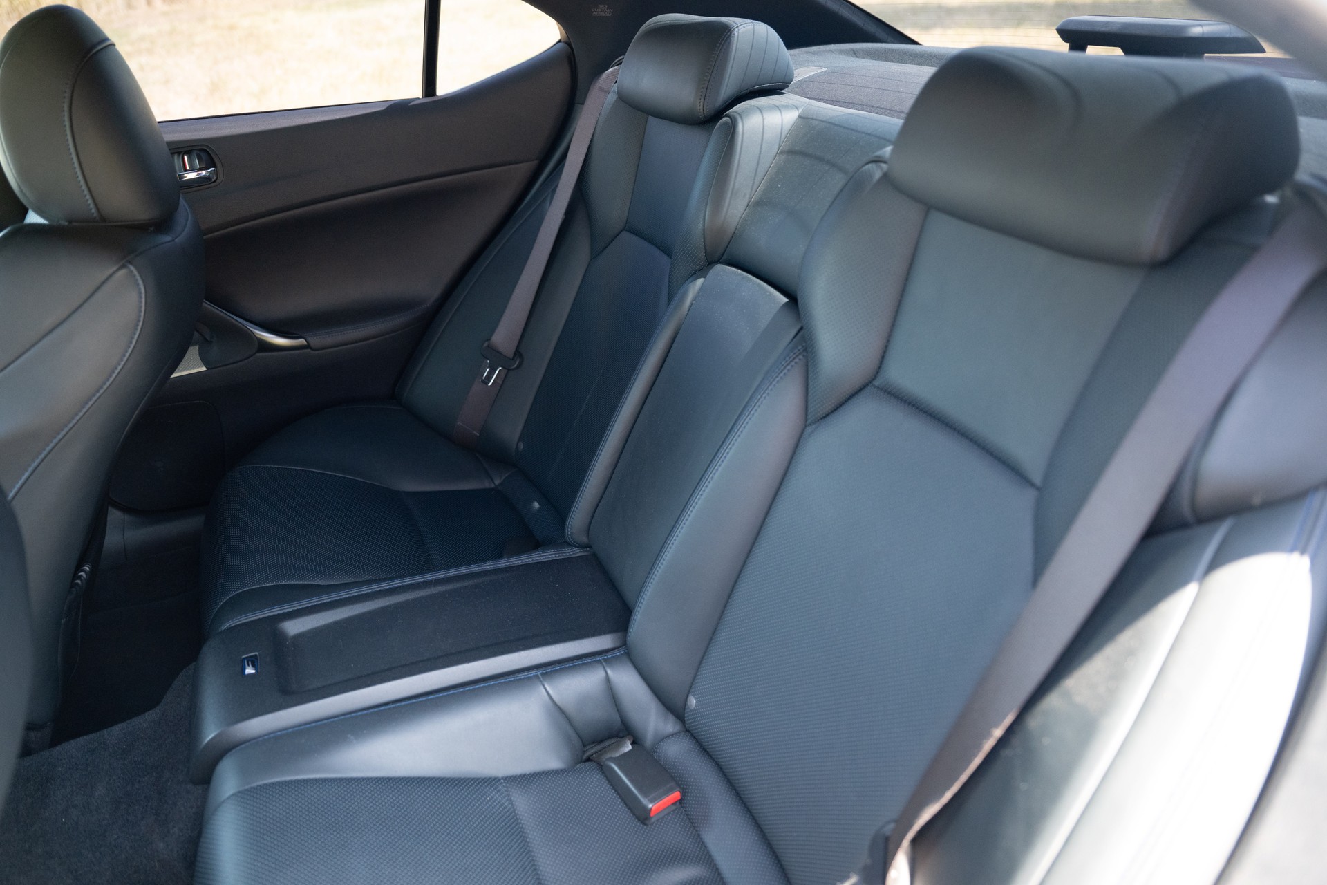 LEXUS F-image-5