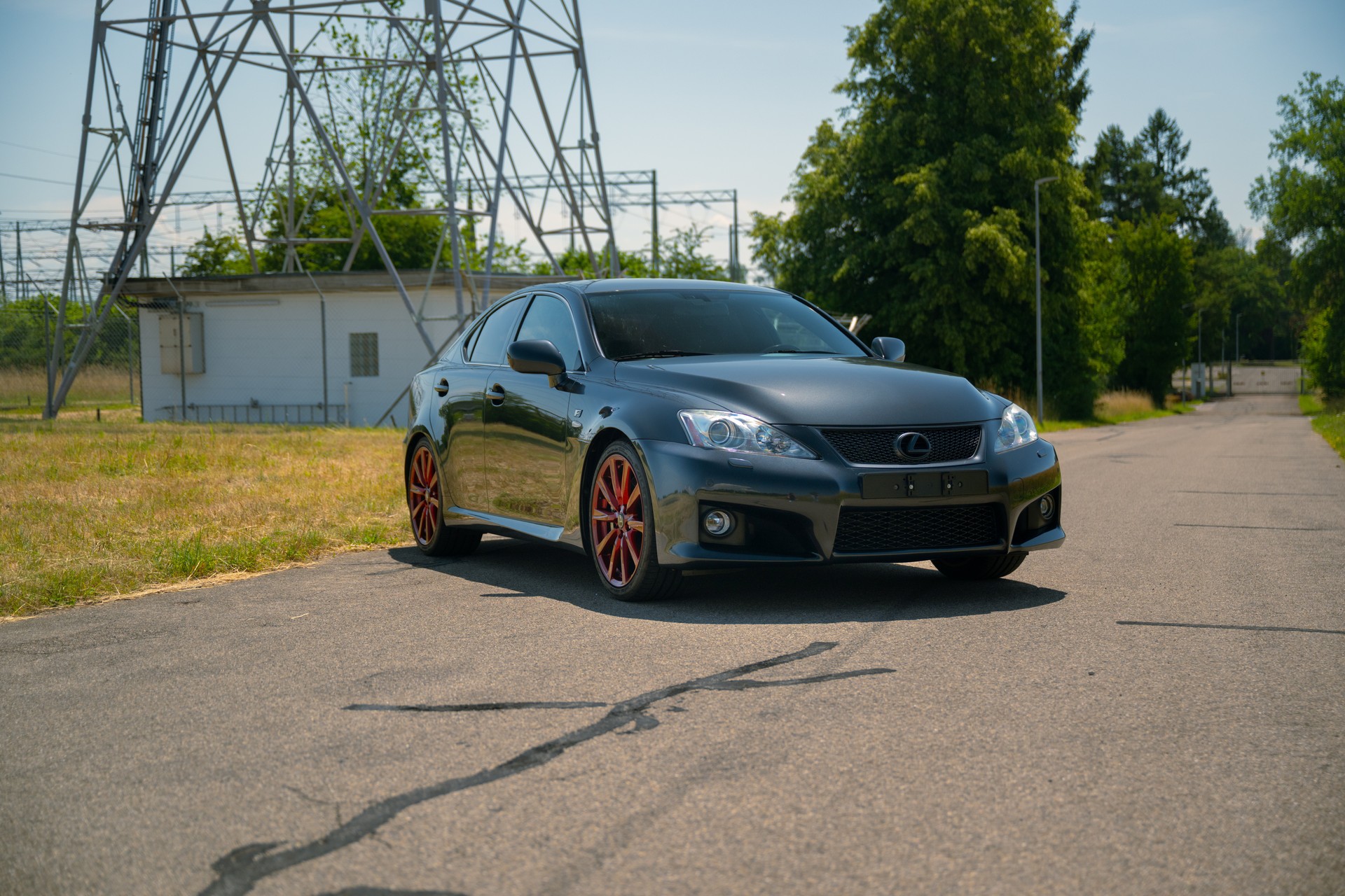 LEXUS F-image-0