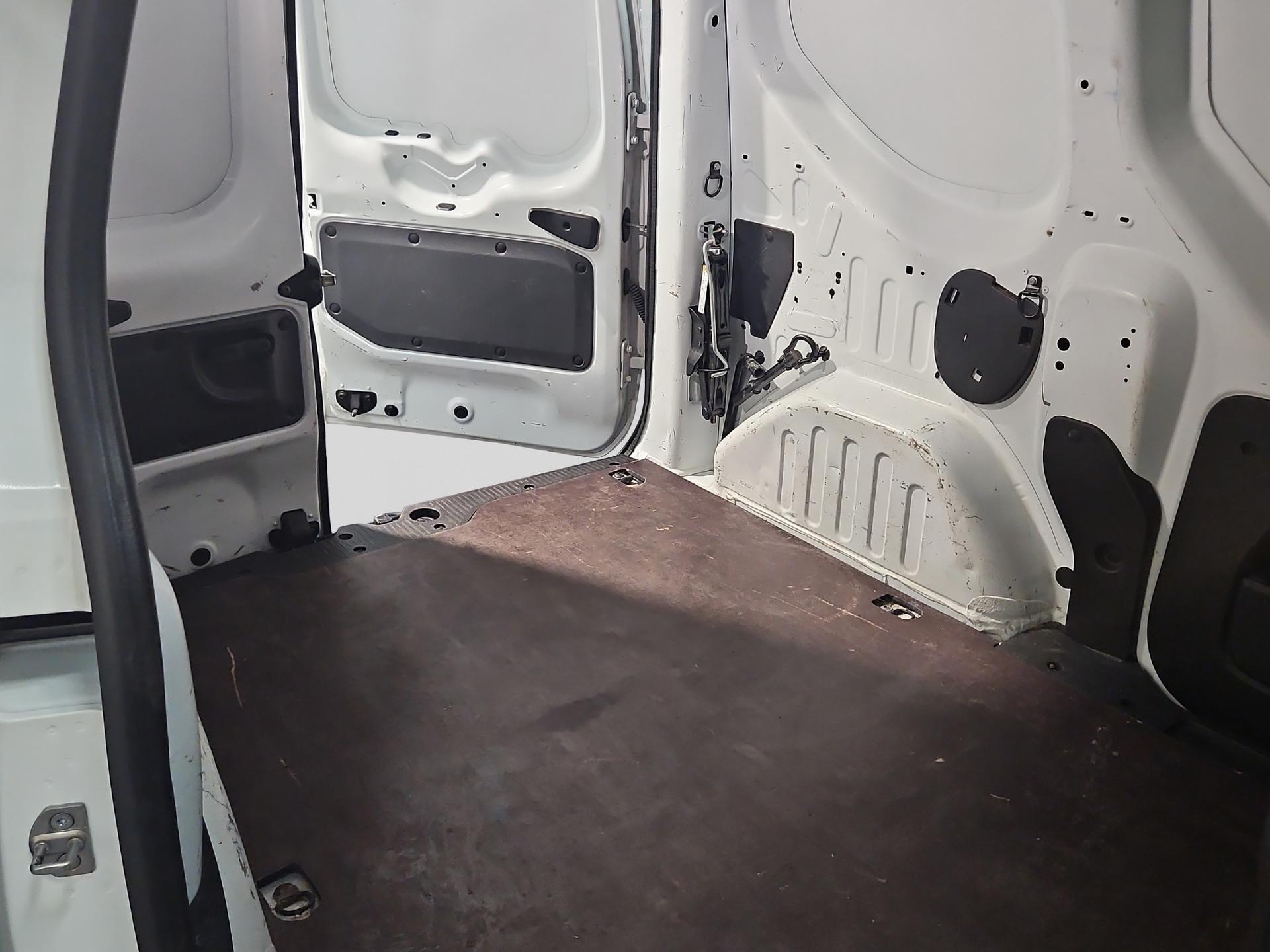 RENAULT Express 1.3TCe 100 PF Extra-image-13