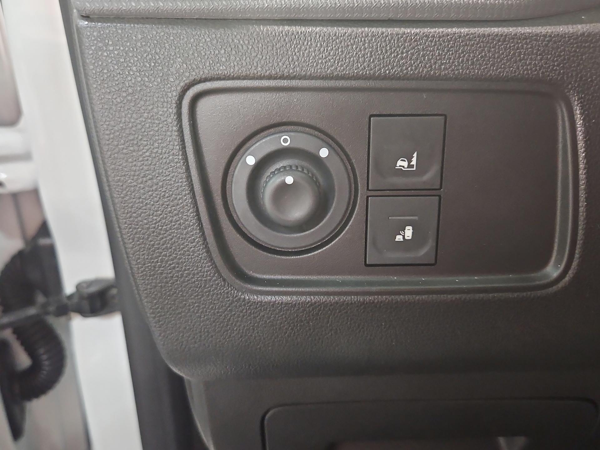 RENAULT Express 1.3TCe 100 PF Extra-image-18