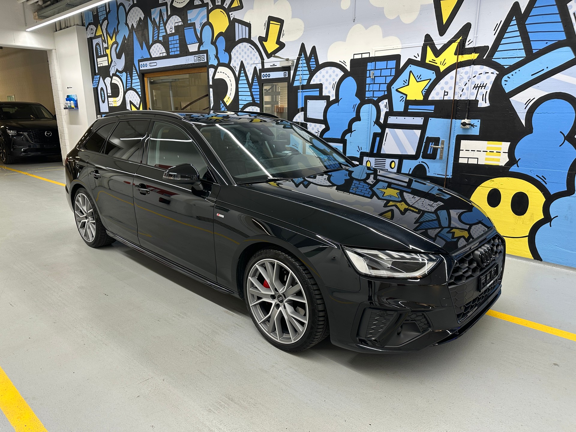AUDI A4 Avant 40 TDI S line quattro S-tronic-image-0