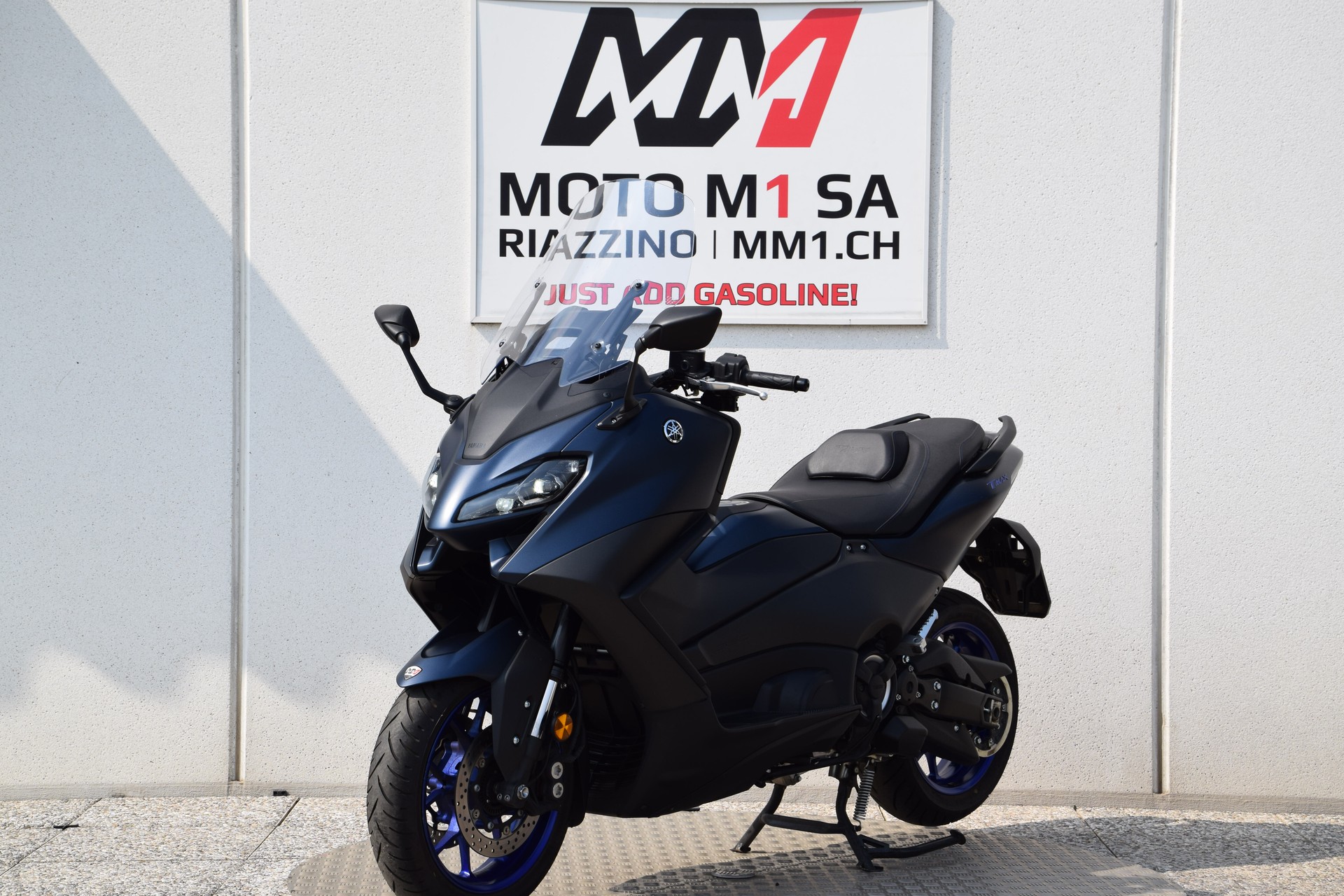 YAMAHA T-MAX XP 560-showroom-element-3