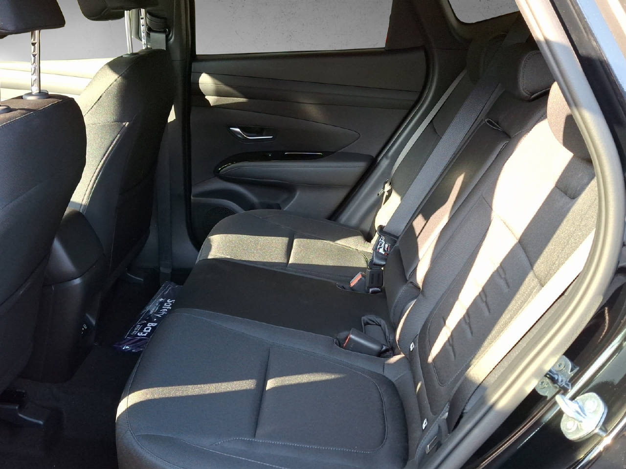 HYUNDAI Tucson 1.6 T-GDi HEV Origo 4WD Black Line MY27-image-9