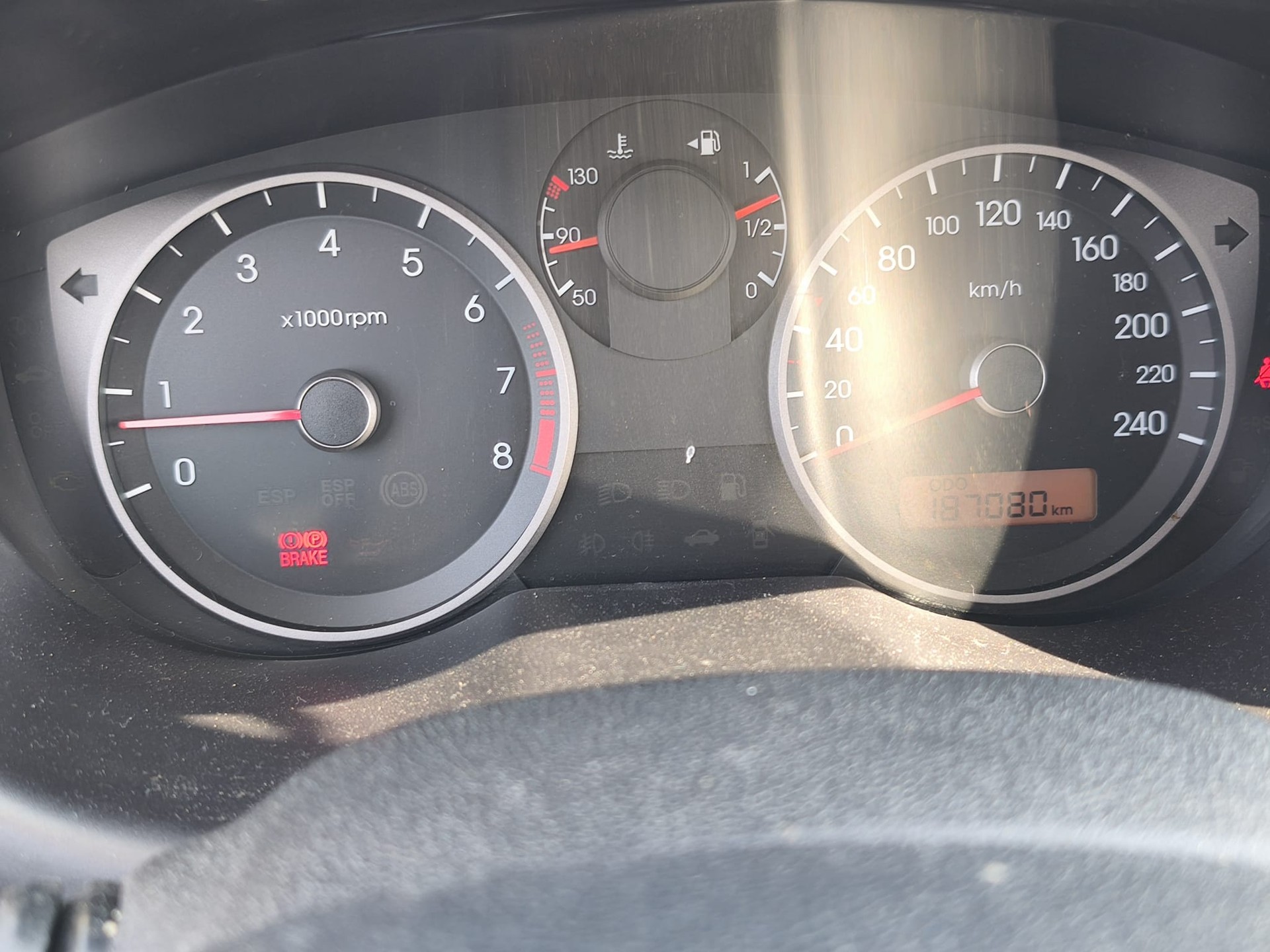 HYUNDAI i20 1.6 Premium-image-10