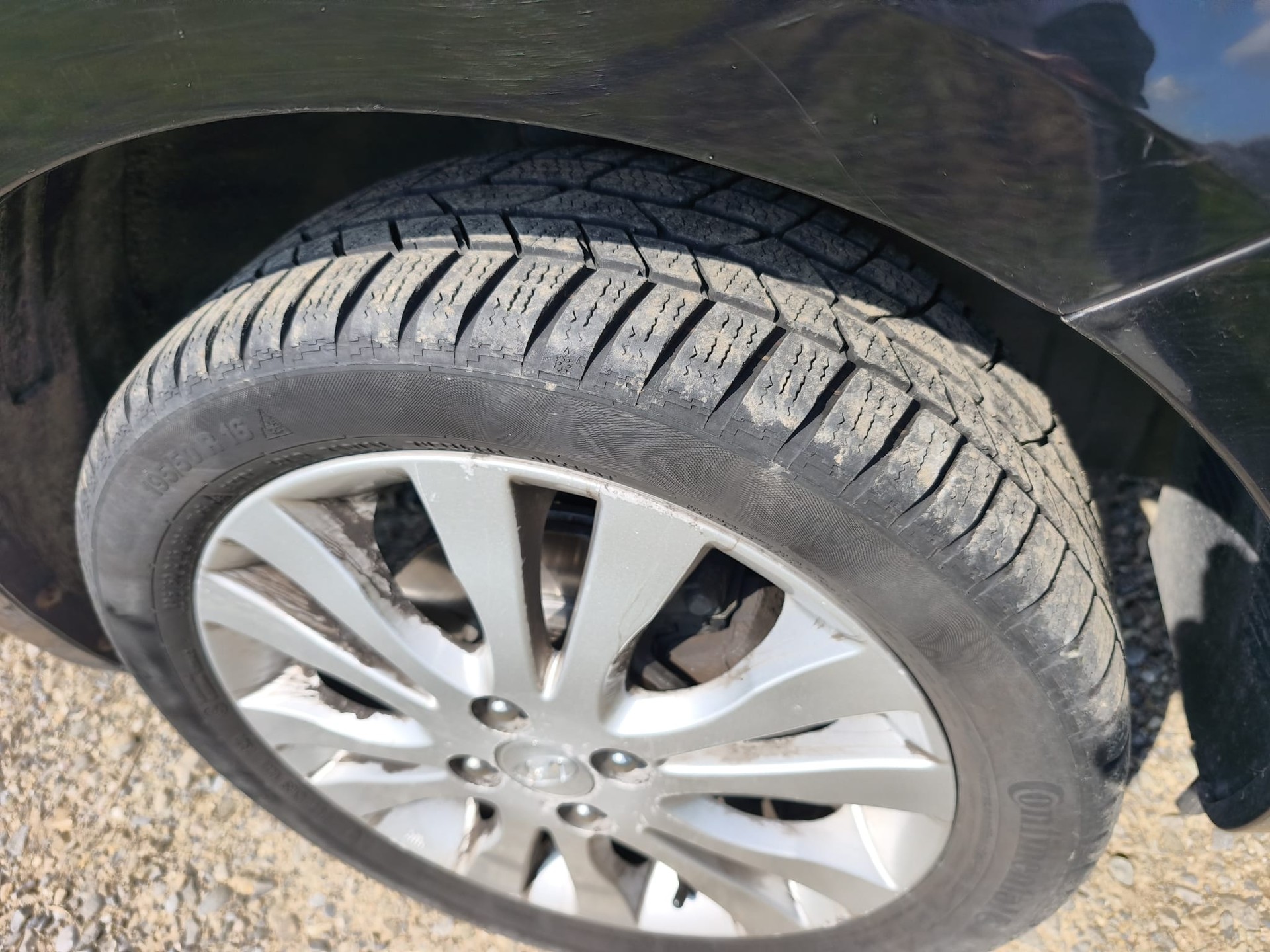HYUNDAI i20 1.6 Premium-image-5