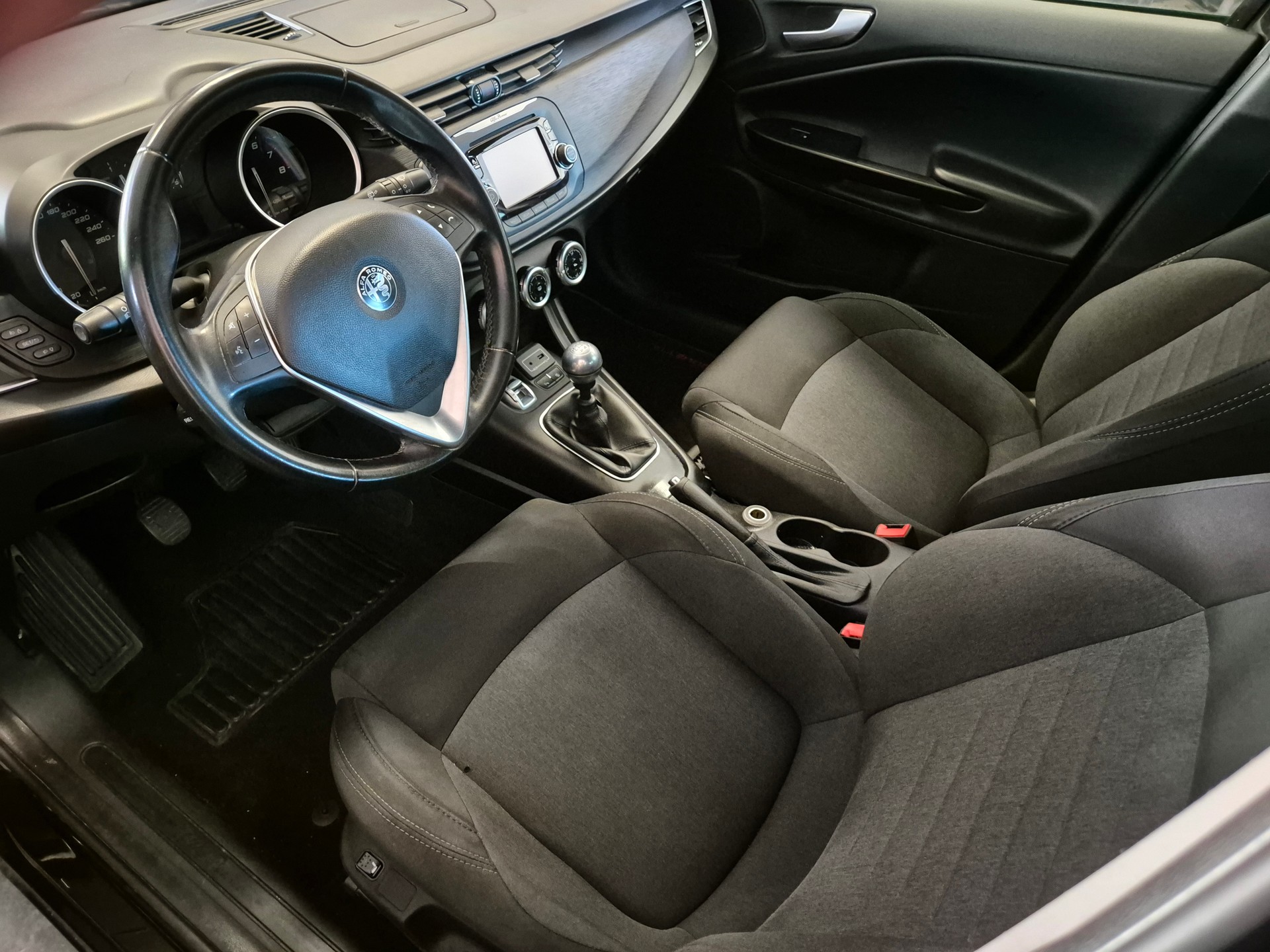 ALFA ROMEO Giulietta 1.4 T MultiAir-image-4