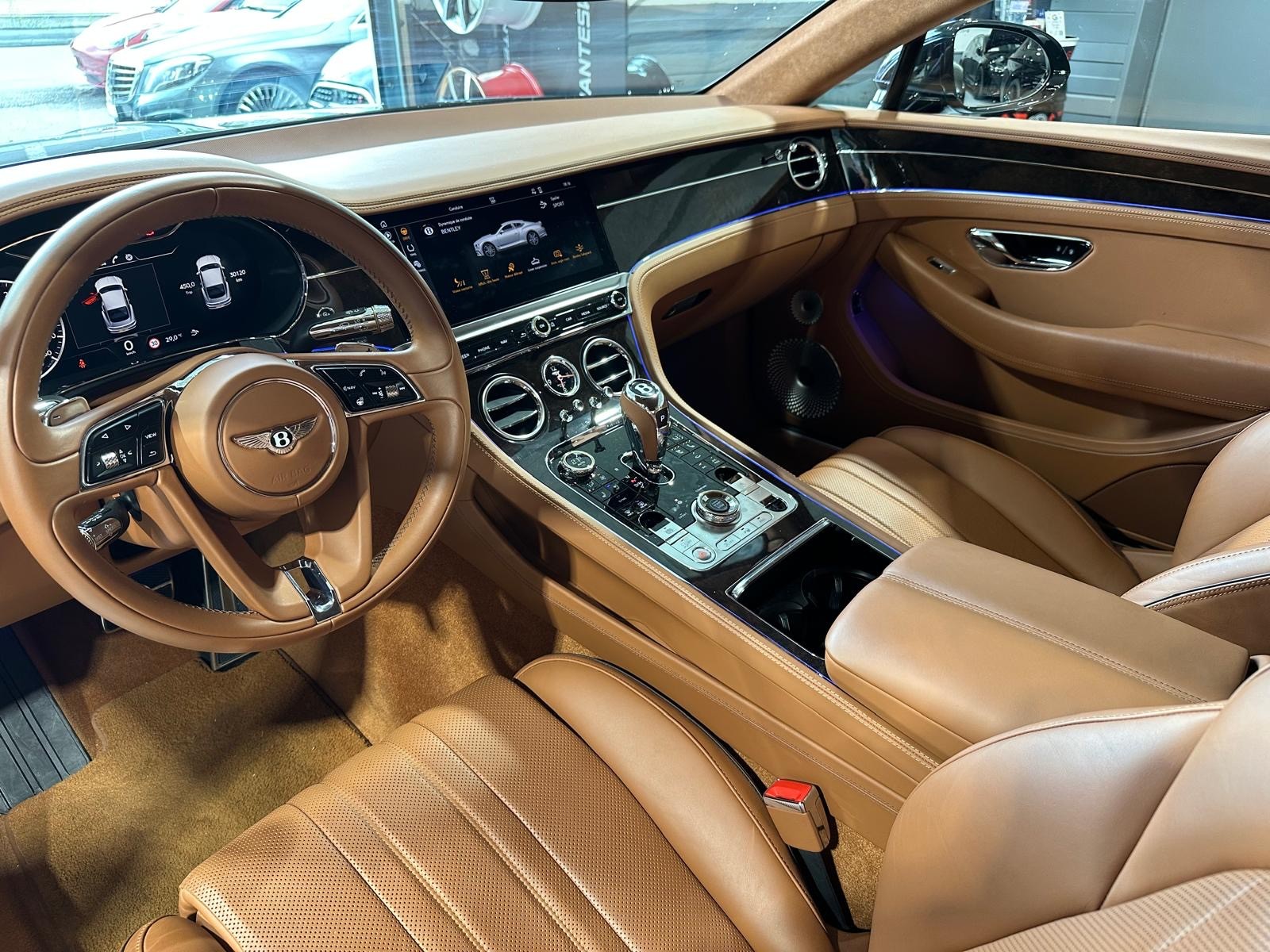 BENTLEY Continental GT 4.0 V8-image-12