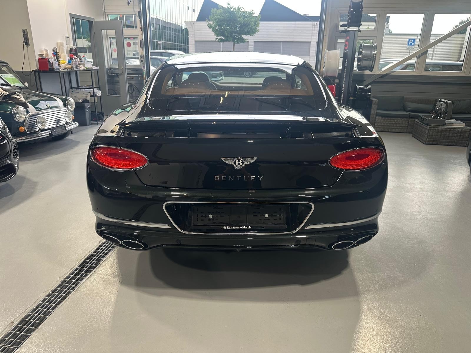 BENTLEY Continental GT 4.0 V8-image-6