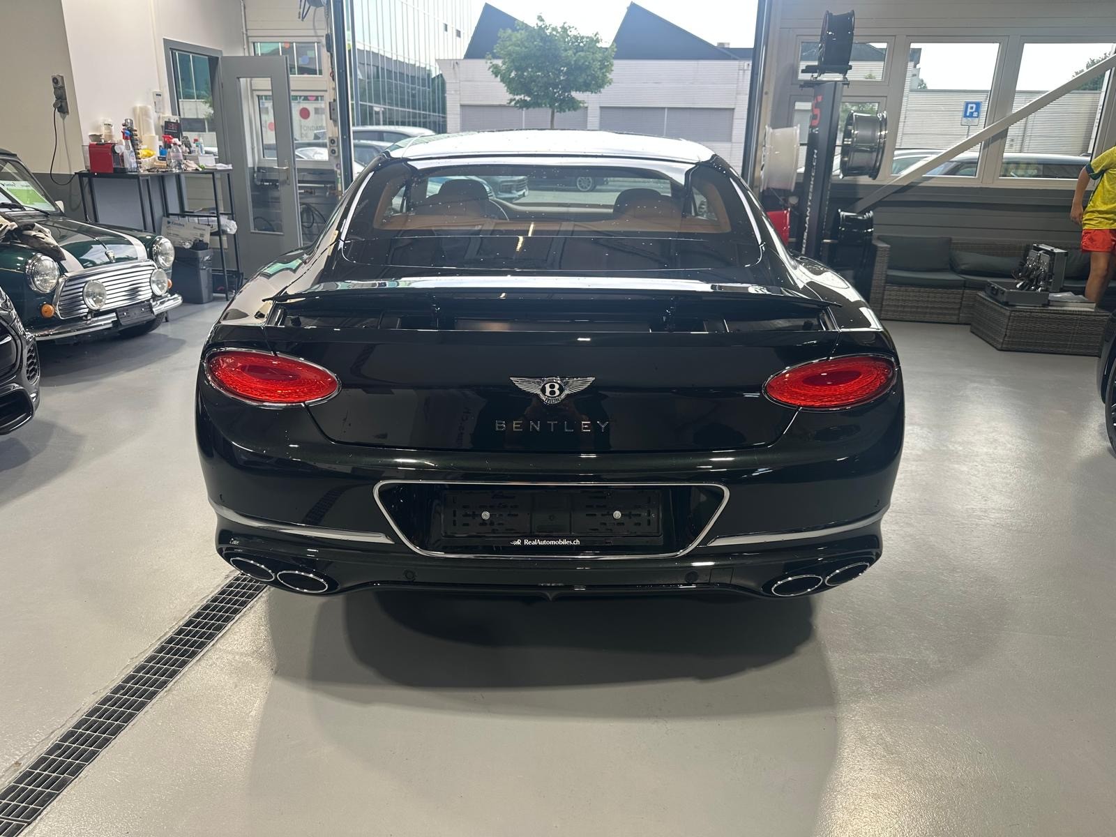 BENTLEY Continental GT 4.0 V8-image-5