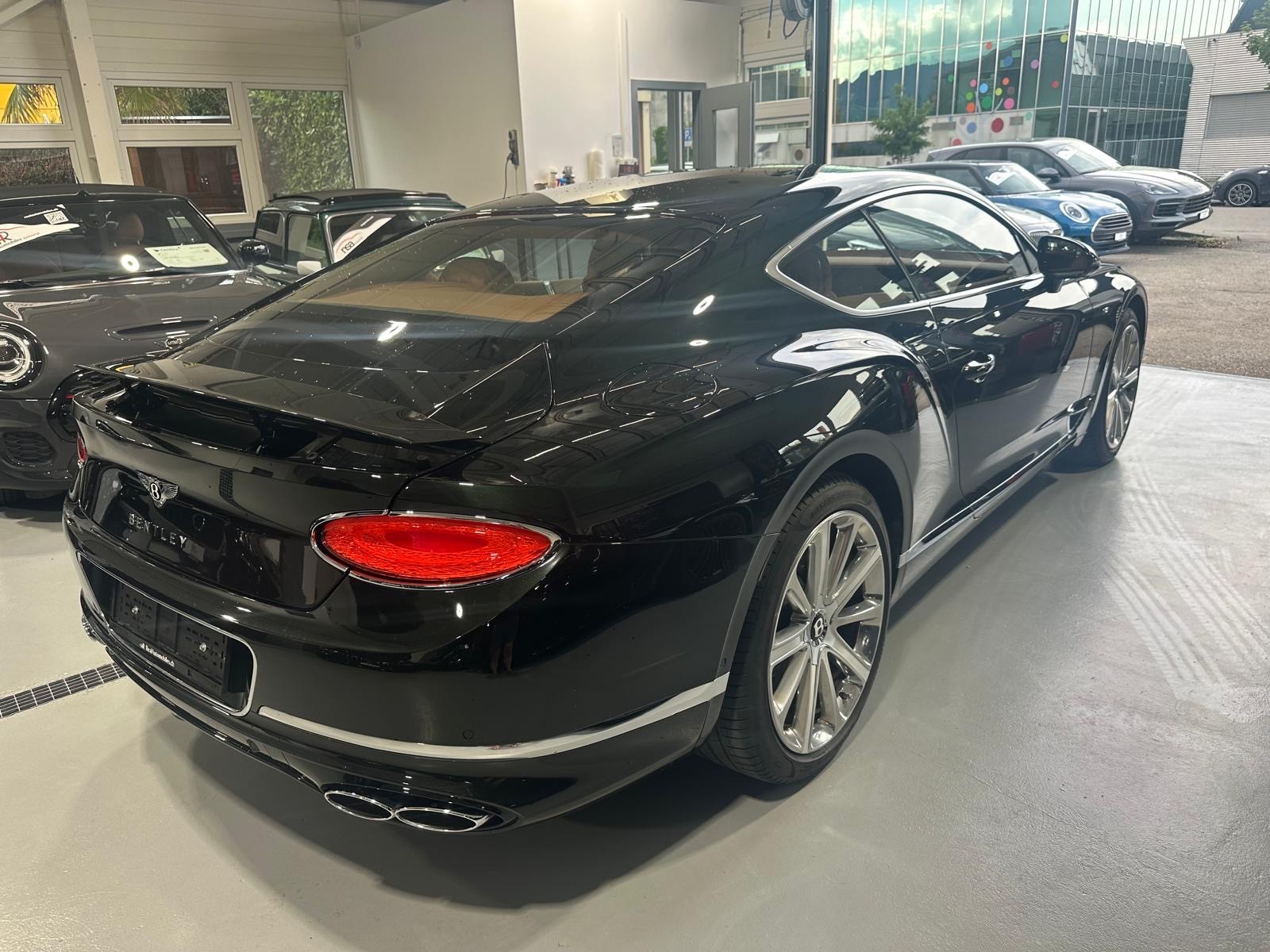 BENTLEY Continental GT 4.0 V8-image-4