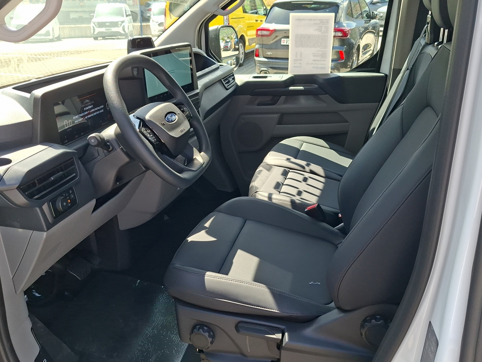 FORD Transit Custom Van 320 L1H1 Trend 4x4 Automatique-image-5