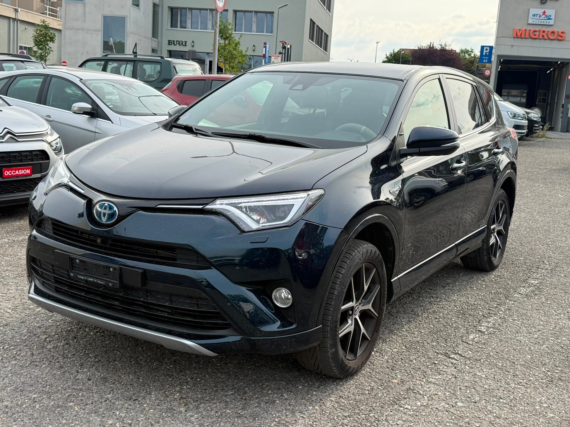 TOYOTA RAV-4 2.5 HSD Style e-CVT-image-3